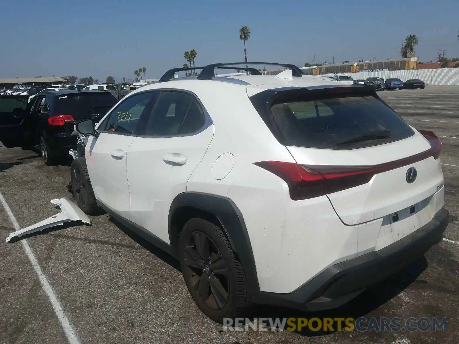 3 Photograph of a damaged car JTHY3JBH4K2007204 LEXUS UX 200 2019