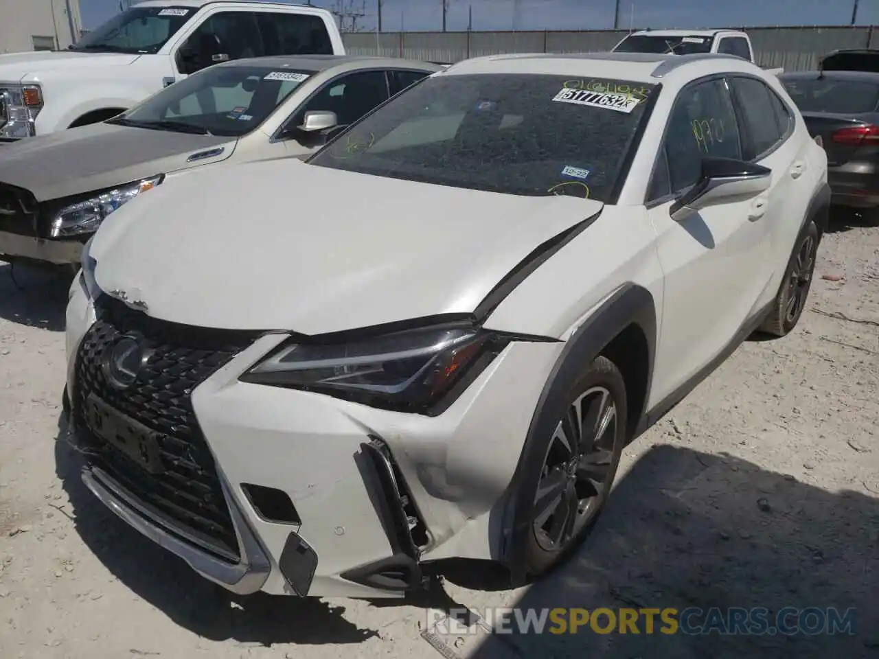 2 Фотография поврежденного автомобиля JTHY3JBH4K2016419 LEXUS UX 200 2019