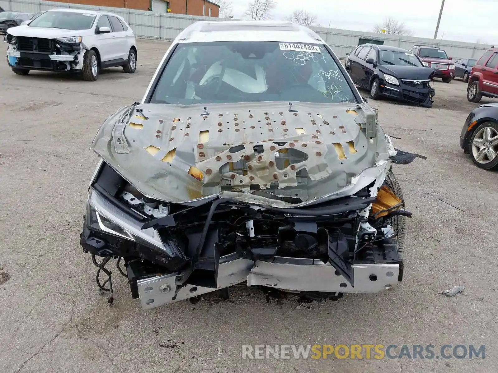 9 Photograph of a damaged car JTHY3JBH5K2010287 LEXUS UX 200 2019