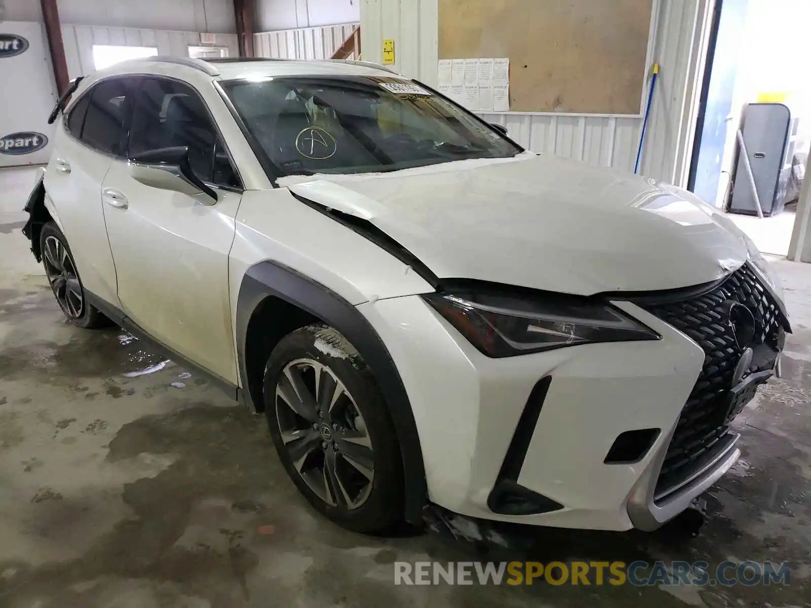 1 Photograph of a damaged car JTHY3JBH5K2018633 LEXUS UX 200 2019