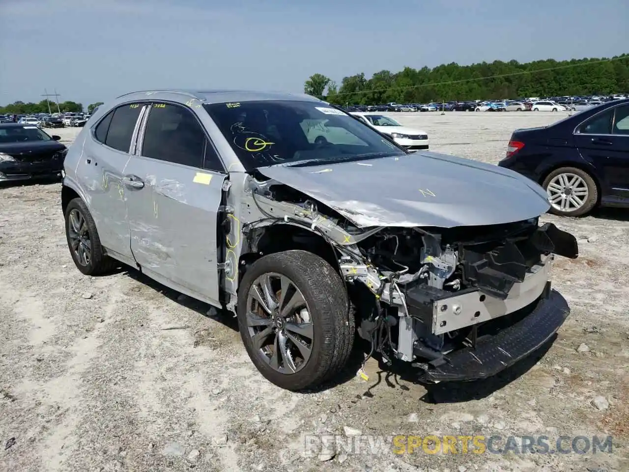 1 Photograph of a damaged car JTHY3JBH6K2006250 LEXUS UX 200 2019