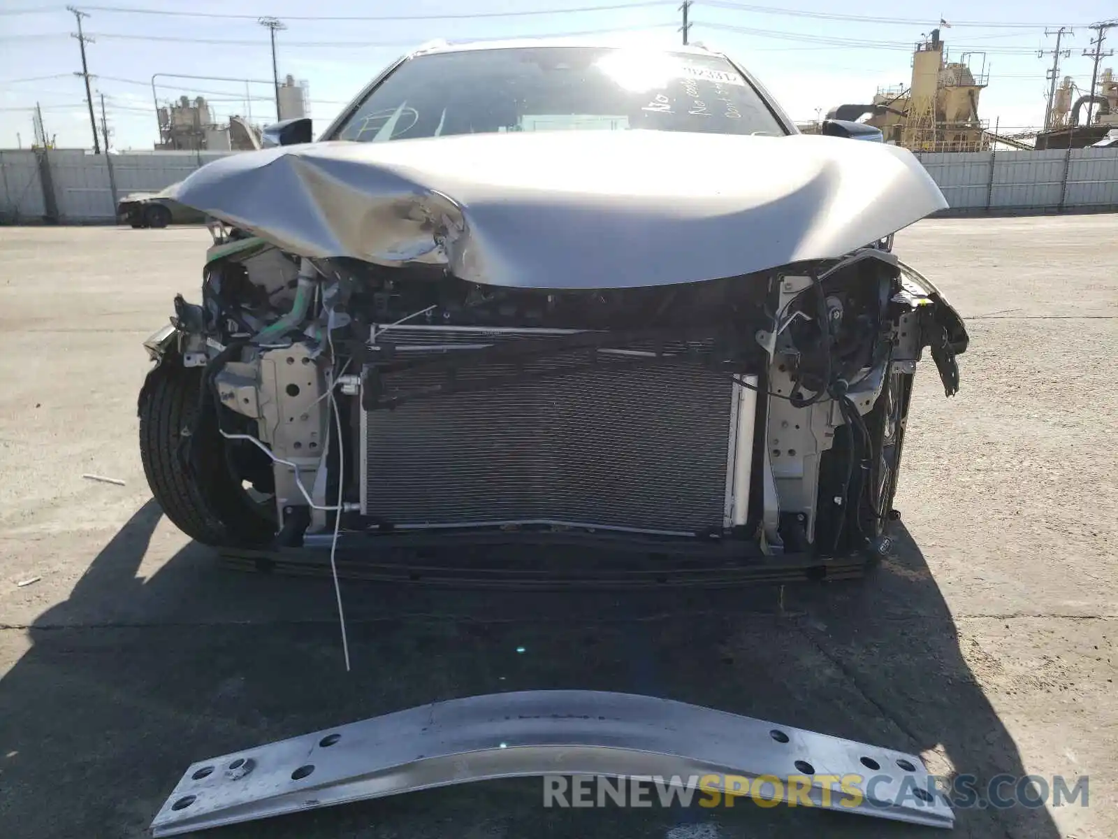 9 Photograph of a damaged car JTHY3JBH7K2007794 LEXUS UX 200 2019