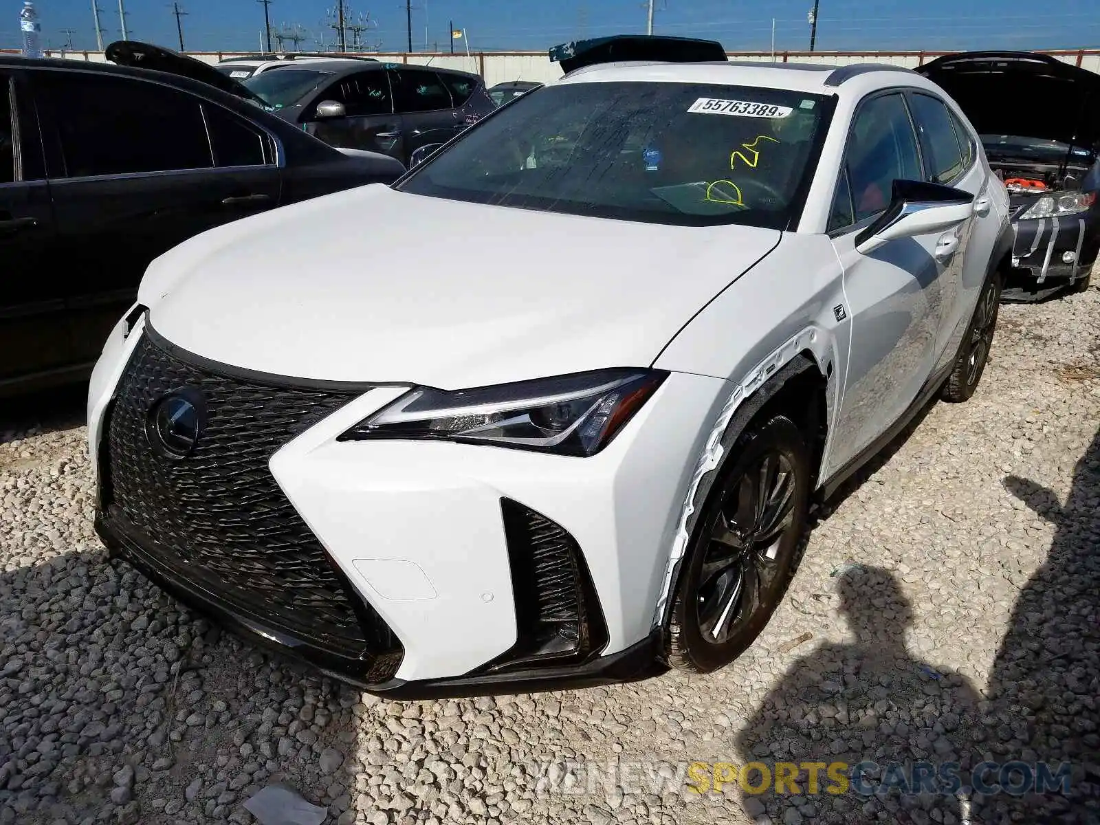 2 Photograph of a damaged car JTHY3JBH7K2016639 LEXUS UX 200 2019