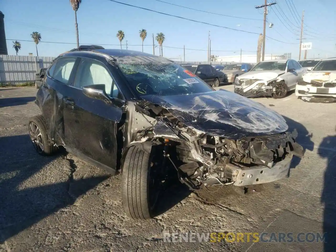 1 Photograph of a damaged car JTHY3JBH8K2006492 LEXUS UX 200 2019