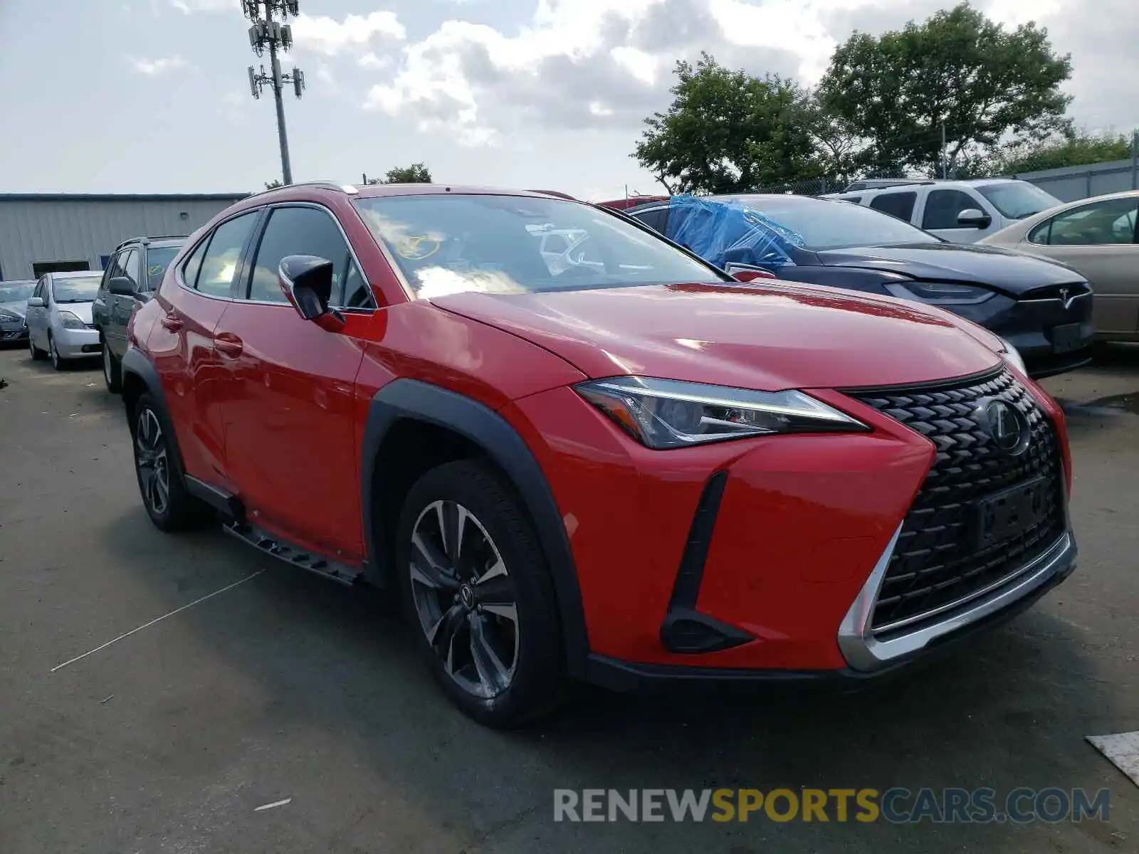 1 Photograph of a damaged car JTHY3JBH8K2010087 LEXUS UX 200 2019