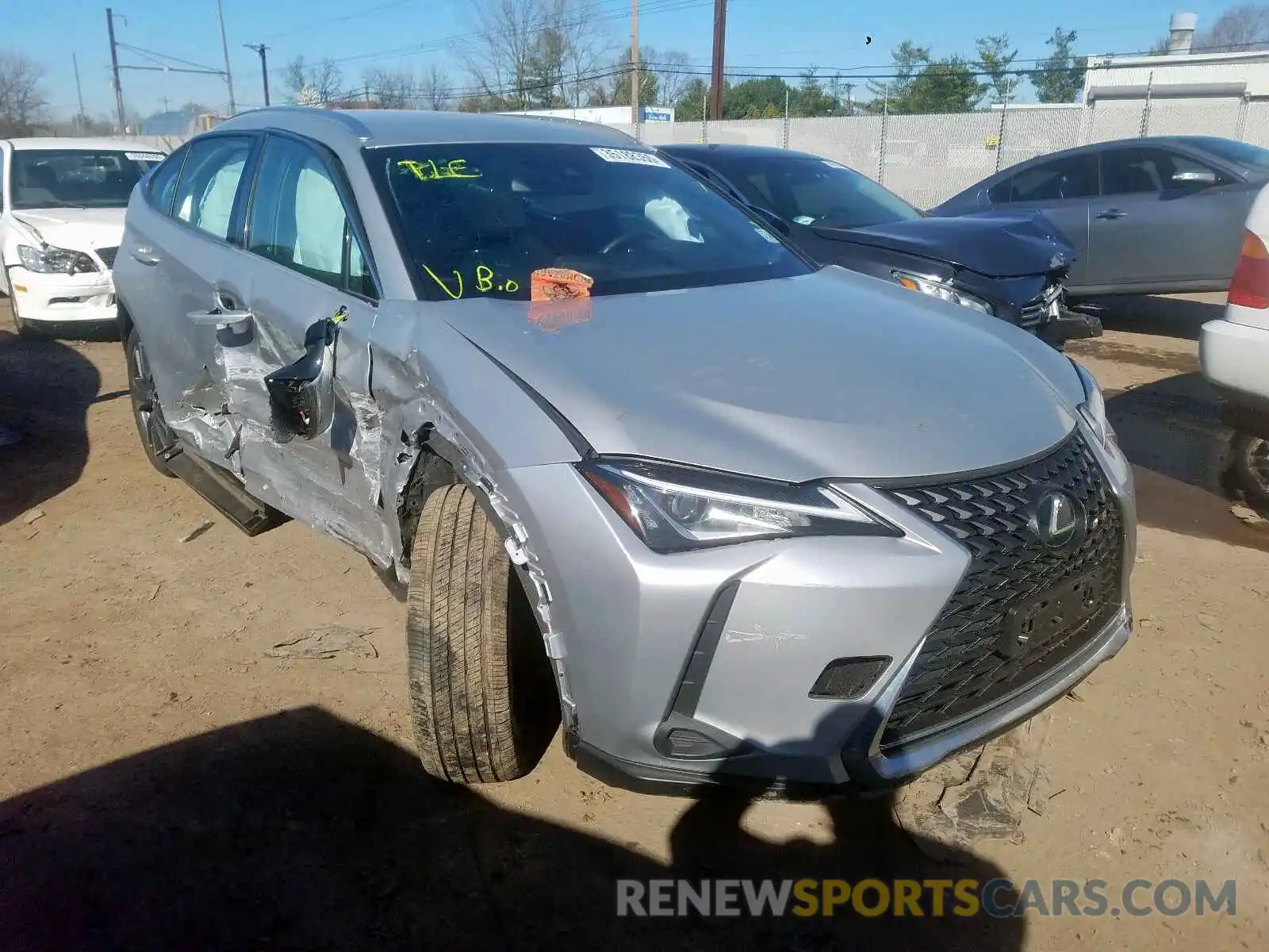 1 Photograph of a damaged car JTHY3JBH9K2001754 LEXUS UX 200 2019