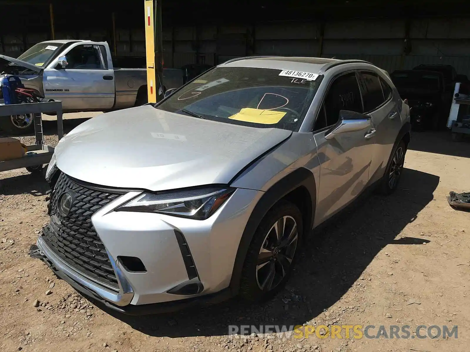 2 Фотография поврежденного автомобиля JTHY3JBH9K2002614 LEXUS UX 200 2019