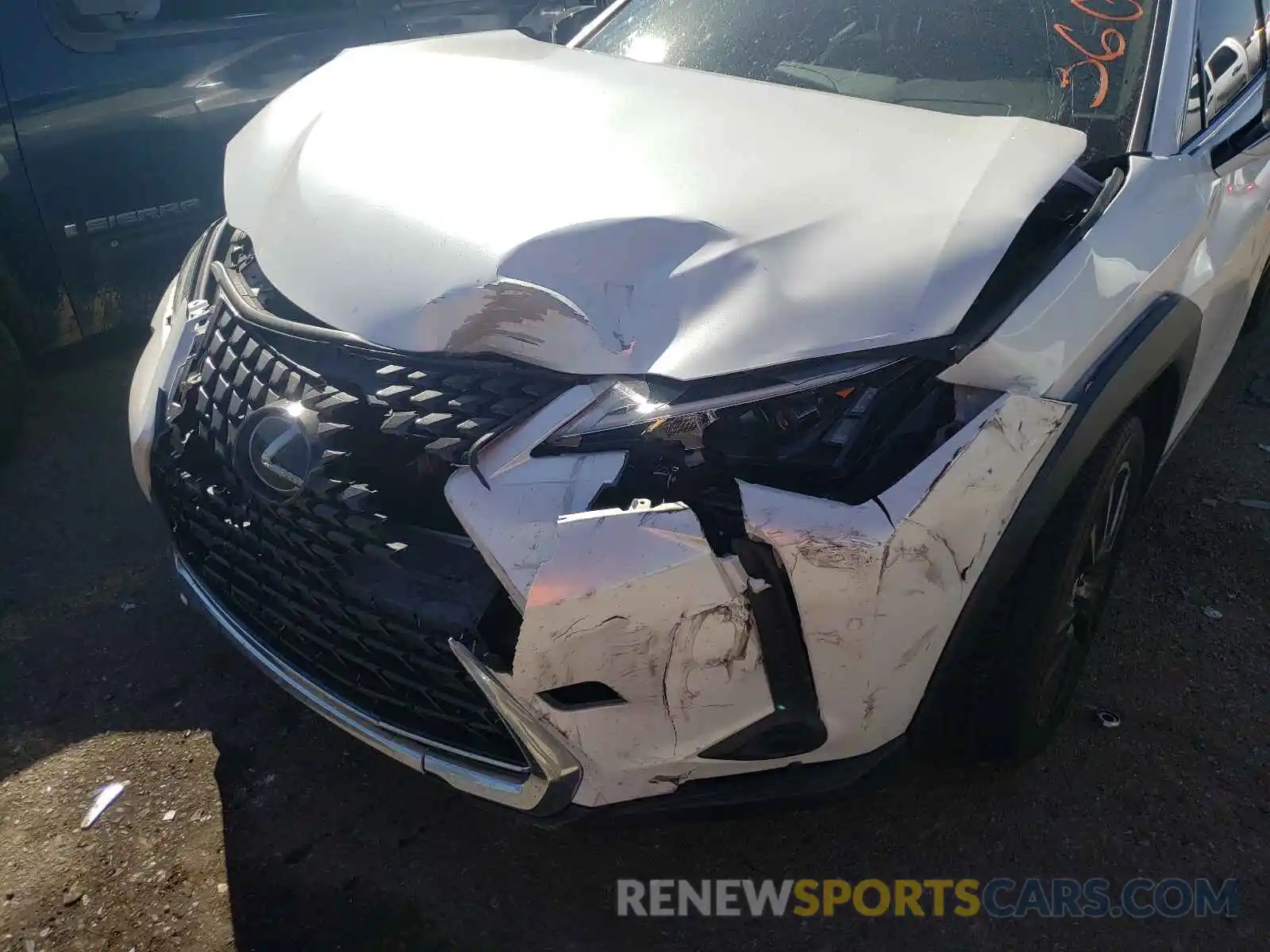 9 Photograph of a damaged car JTHY3JBH9K2006646 LEXUS UX 200 2019