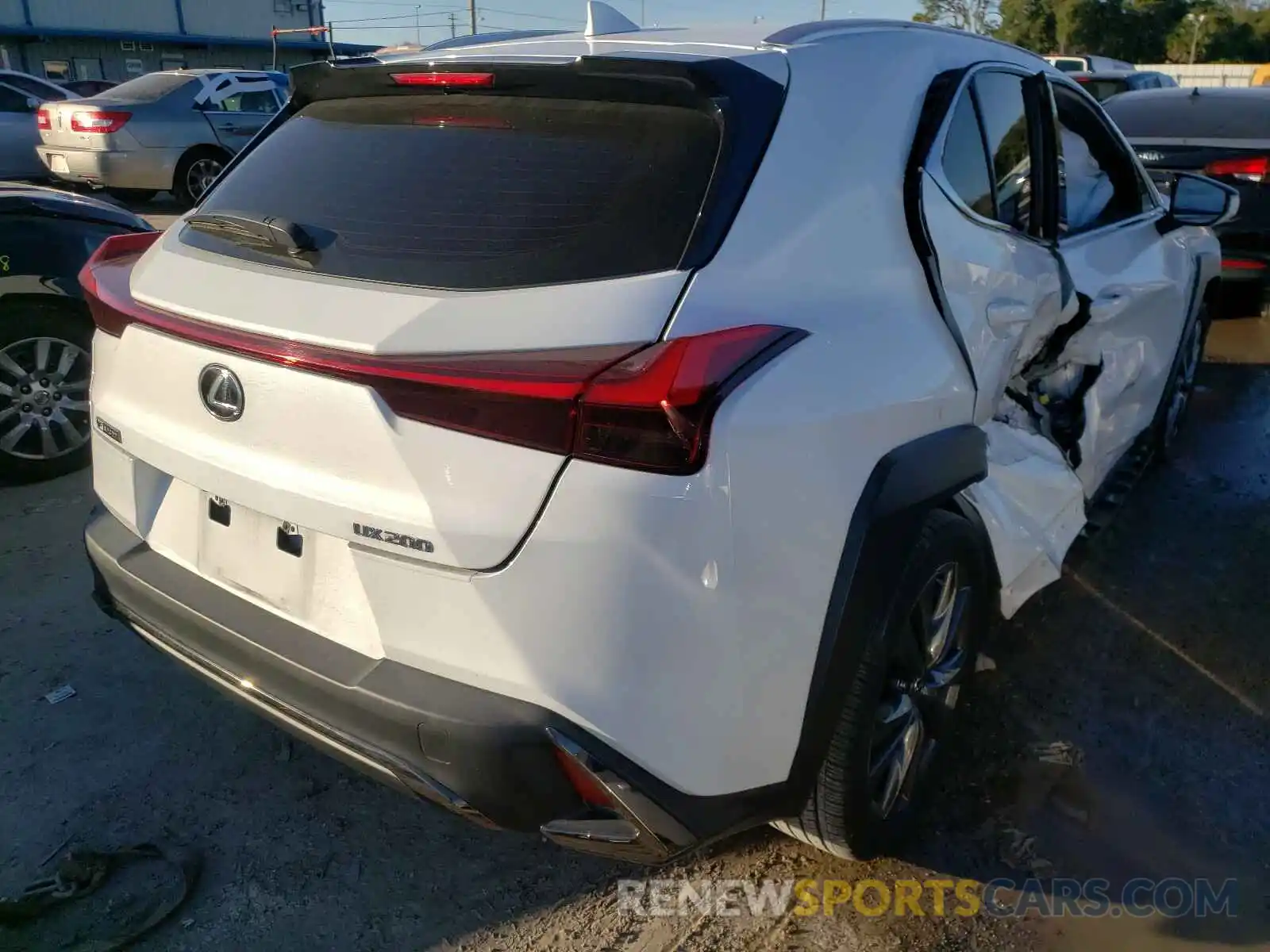 4 Photograph of a damaged car JTHY3JBH9K2014102 LEXUS UX 200 2019