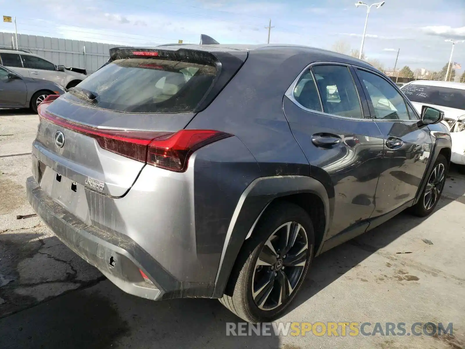 4 Фотография поврежденного автомобиля JTHY3JBHXK2004176 LEXUS UX 200 2019