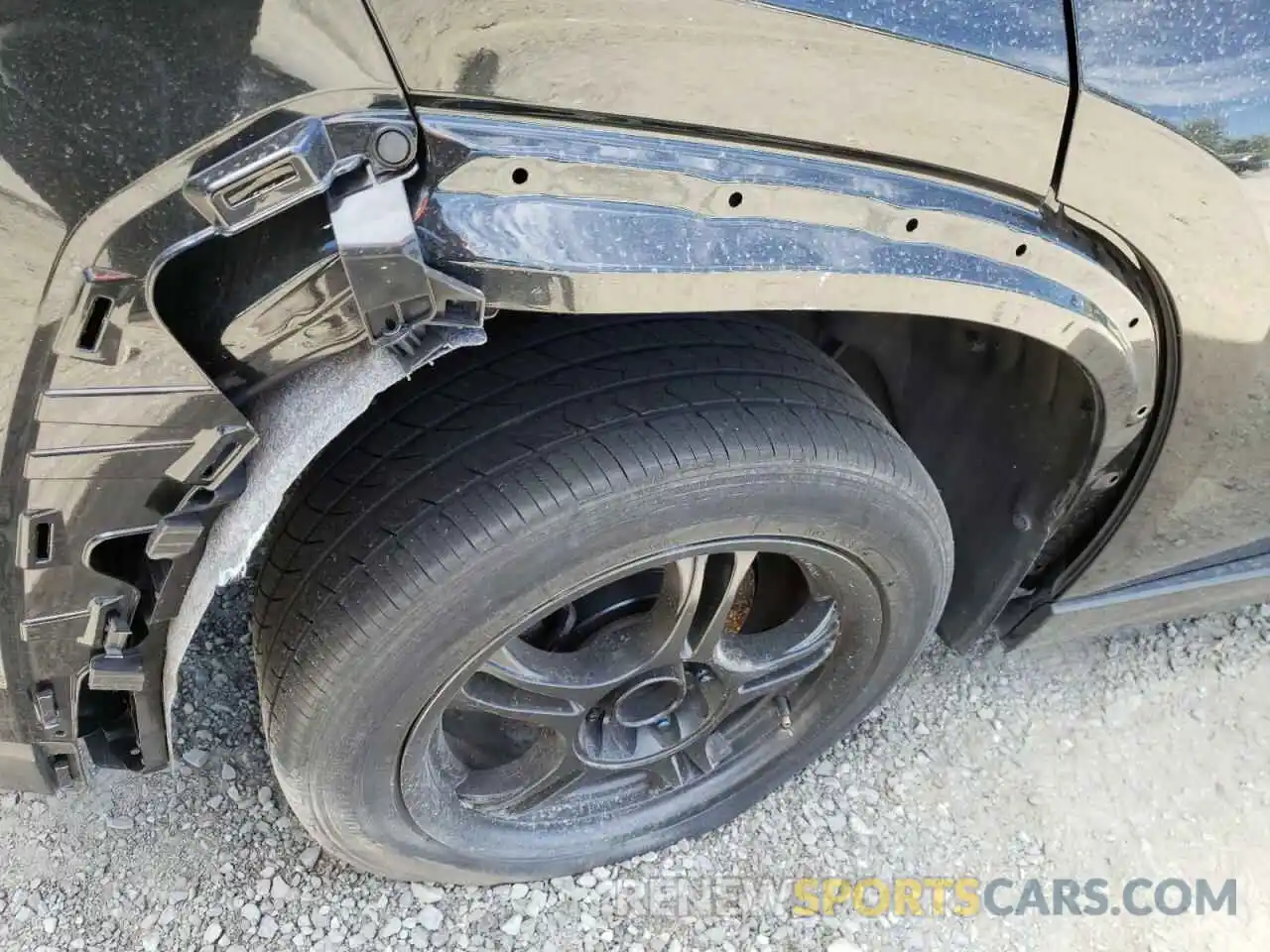 9 Photograph of a damaged car JTHY3JBHXK2006509 LEXUS UX 200 2019