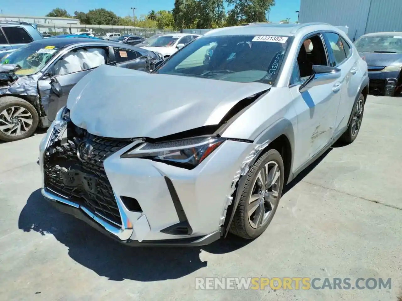 2 Фотография поврежденного автомобиля JTHY3JBHXK2015534 LEXUS UX 200 2019