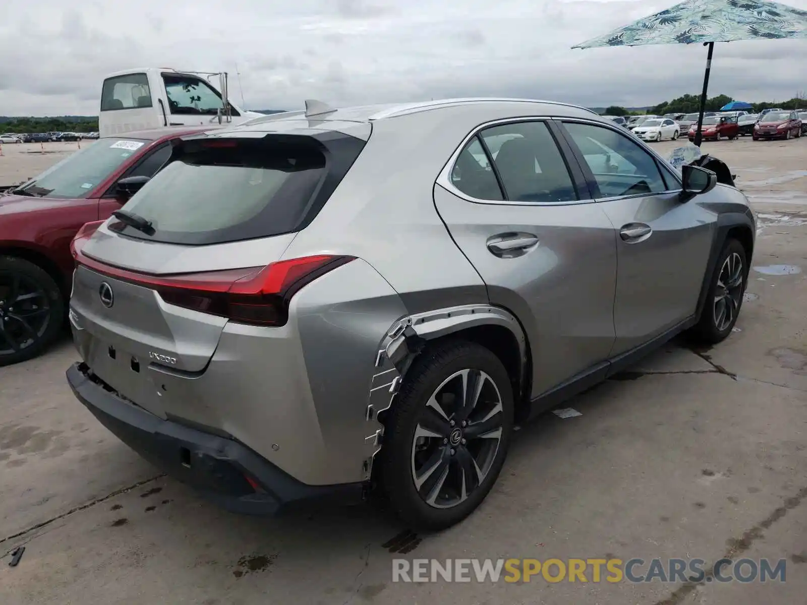 4 Фотография поврежденного автомобиля JTHY3JBHXK2018319 LEXUS UX 200 2019