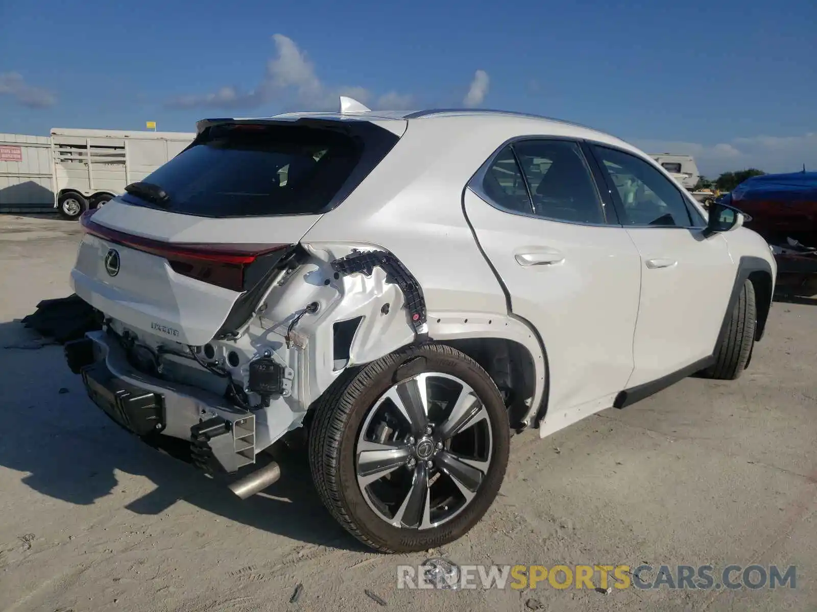 4 Photograph of a damaged car JTHY3JBHXK2020295 LEXUS UX 200 2019