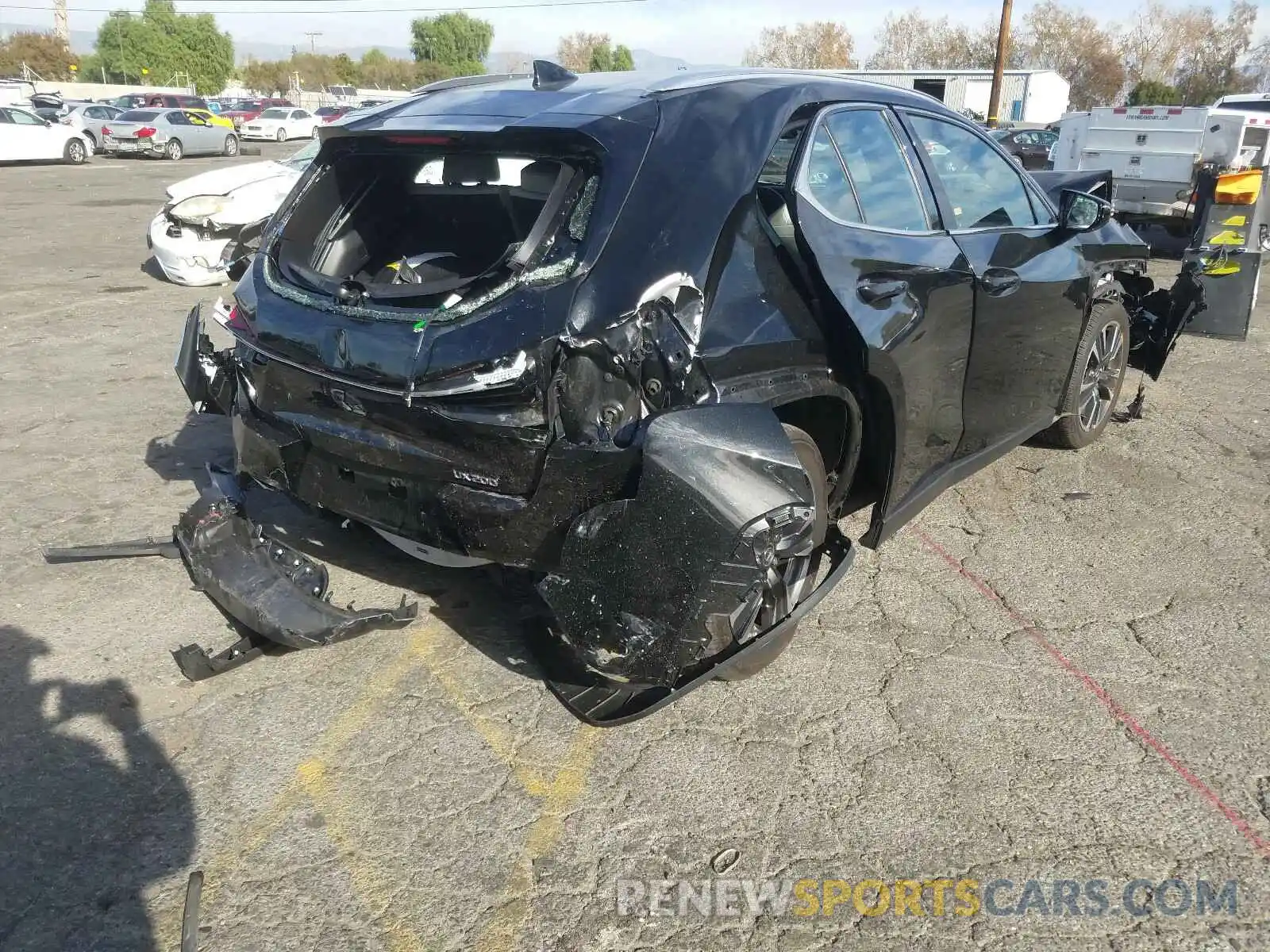 4 Фотография поврежденного автомобиля JTHP3JBH8L2021720 LEXUS UX 200 2020