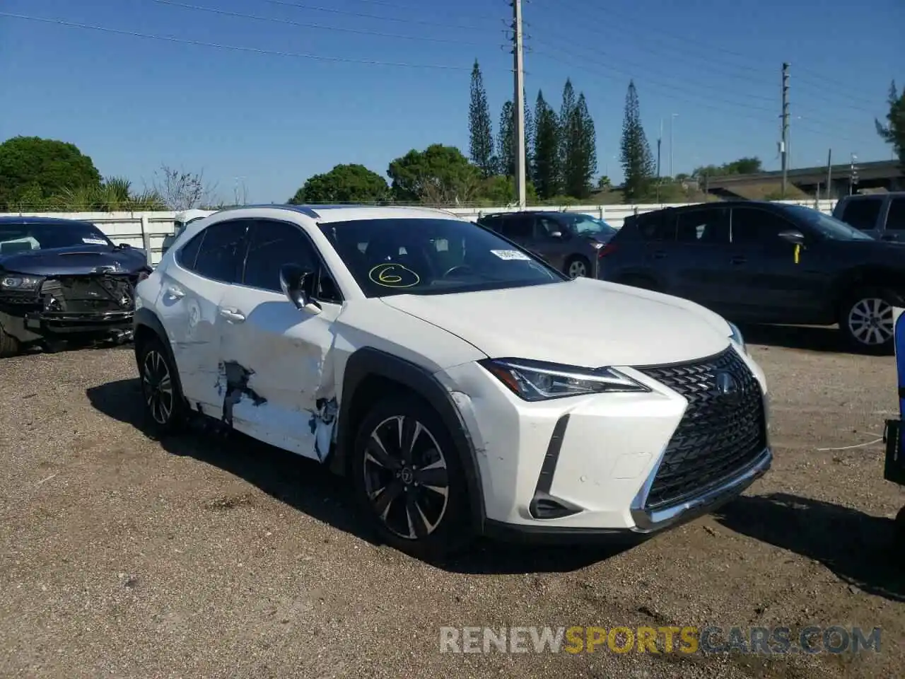 1 Photograph of a damaged car JTHP3JBH9L2029910 LEXUS UX 200 2020