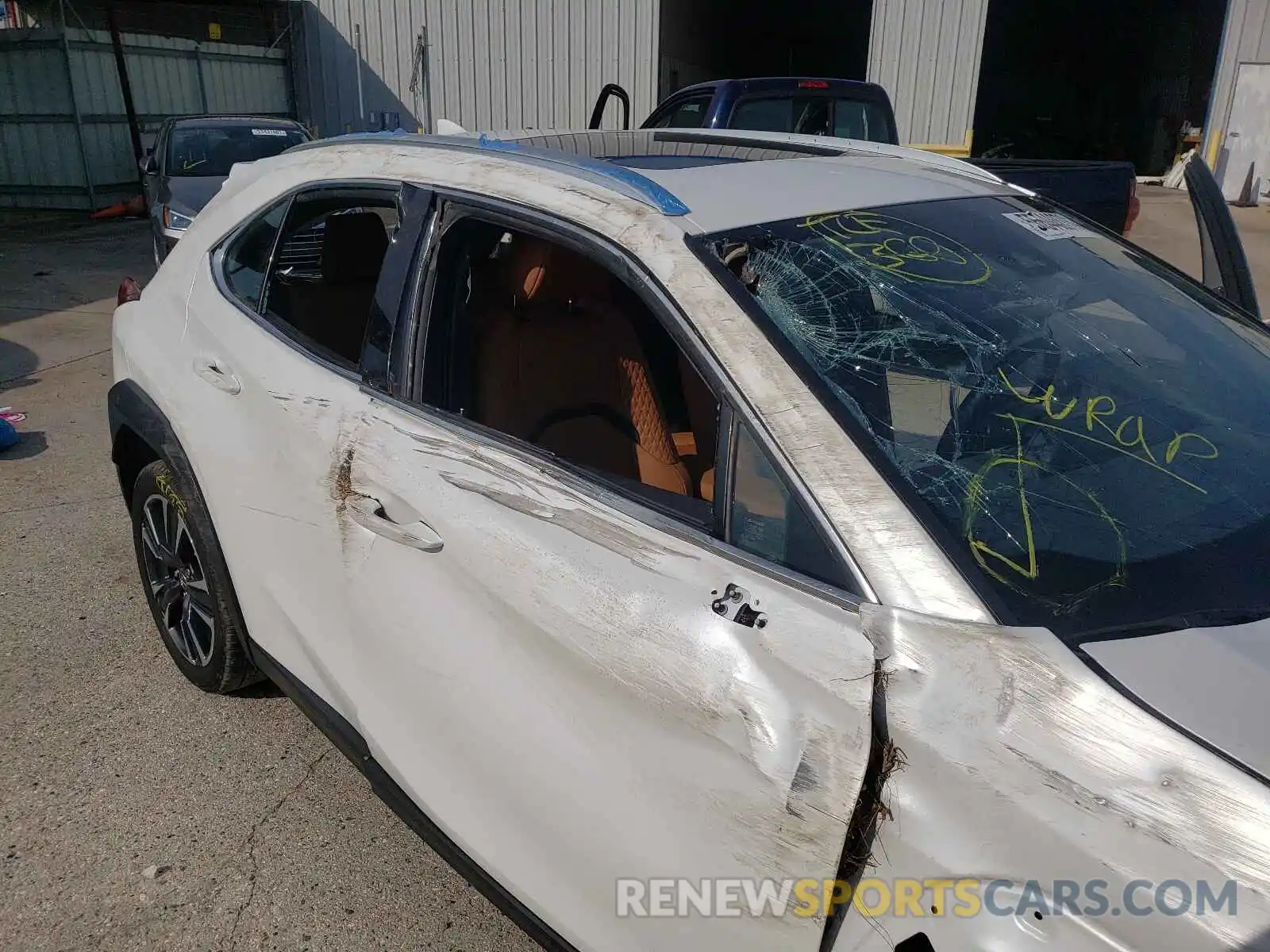 9 Photograph of a damaged car JTHP3JBHXL2022352 LEXUS UX 200 2020