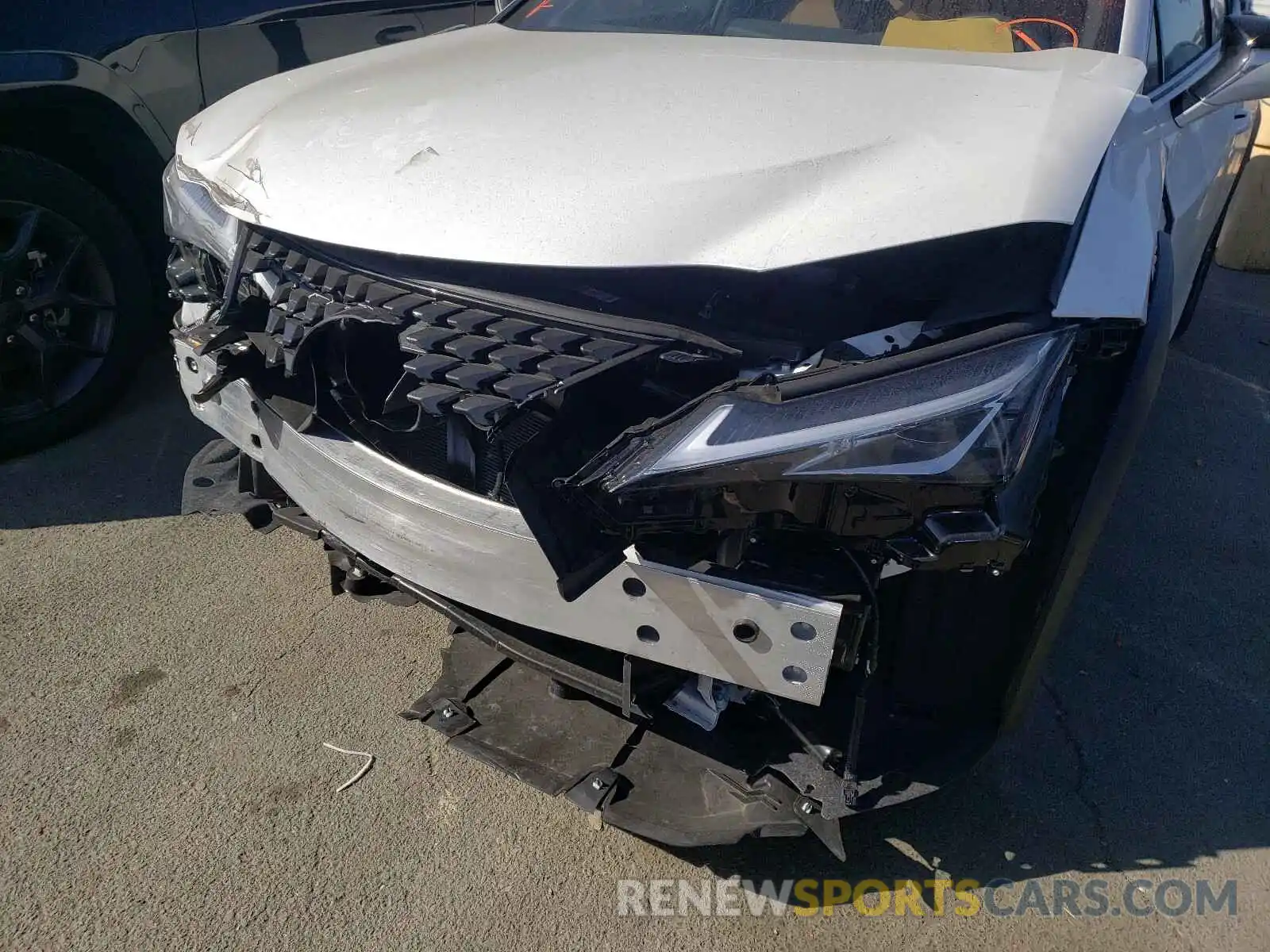 9 Фотография поврежденного автомобиля JTHP3JBHXL2022948 LEXUS UX 200 2020