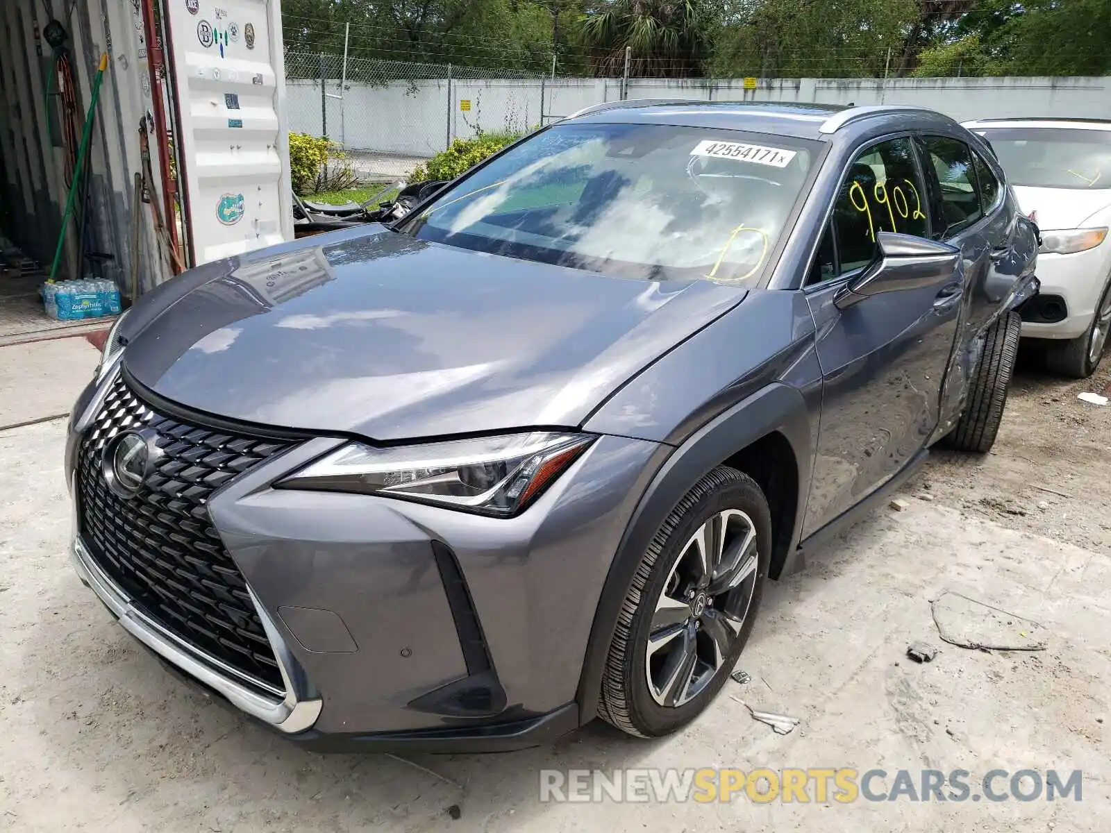 2 Фотография поврежденного автомобиля JTHX3JBH6L2023675 LEXUS UX 200 2020