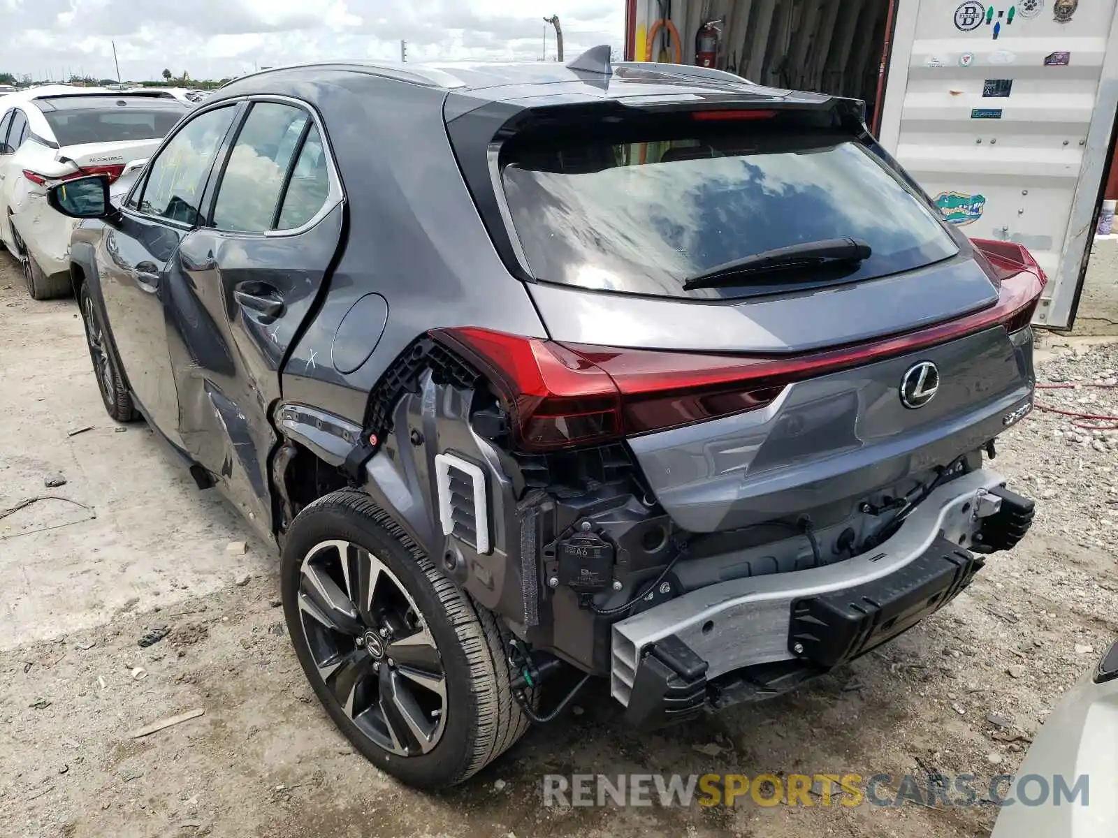 3 Фотография поврежденного автомобиля JTHX3JBH6L2023675 LEXUS UX 200 2020