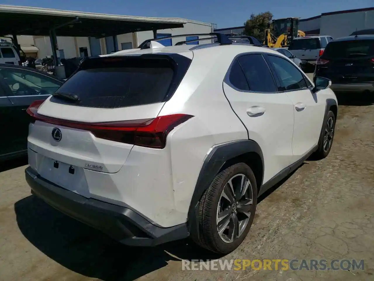 4 Фотография поврежденного автомобиля JTHX3JBH7L2029081 LEXUS UX 200 2020