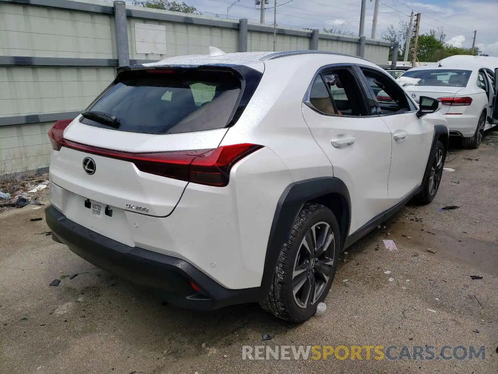 4 Фотография поврежденного автомобиля JTHP3JBH0M2037900 LEXUS UX 200 2021