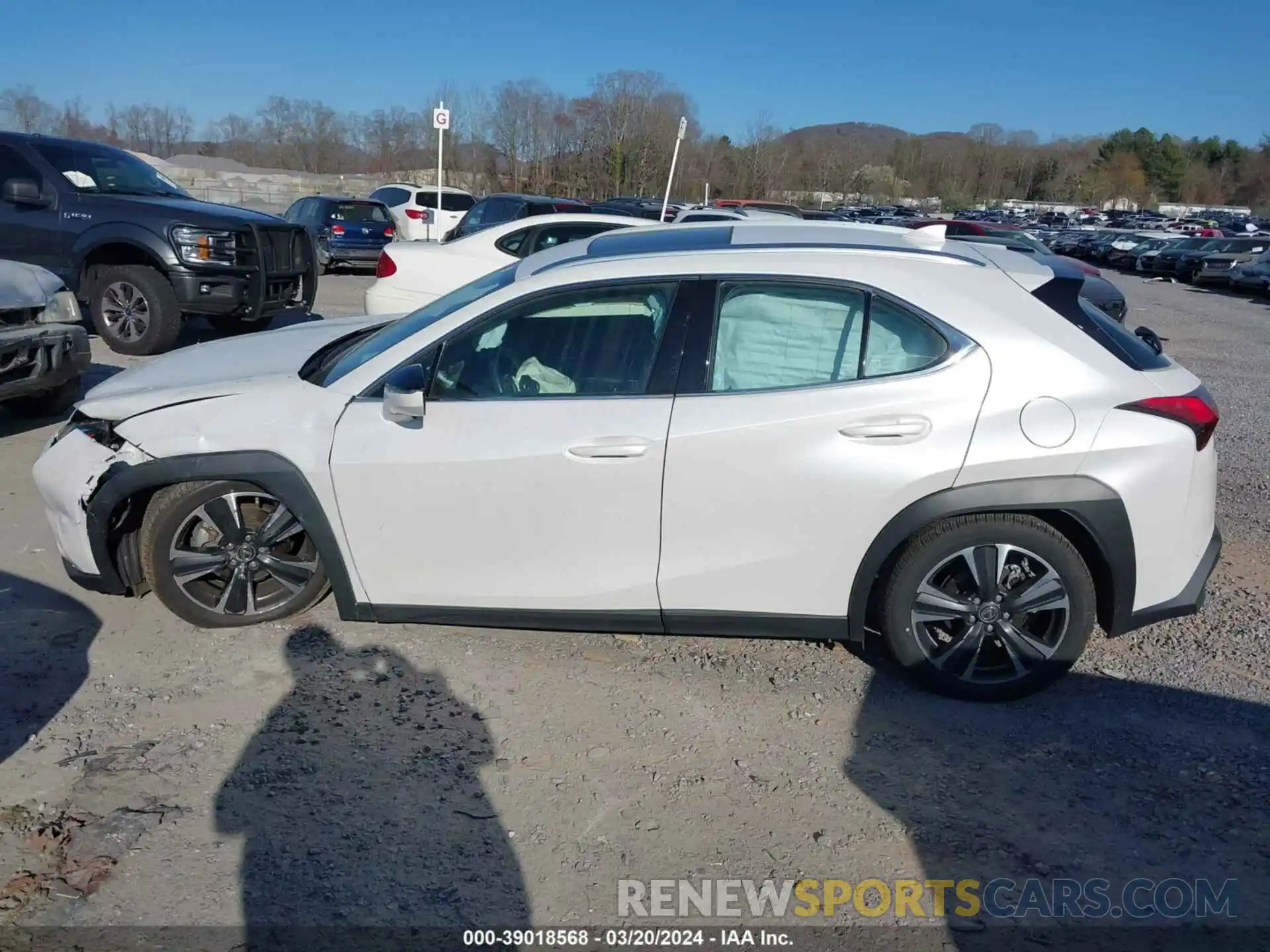 13 Photograph of a damaged car JTHX3JBH6M2039103 LEXUS UX 200 2021