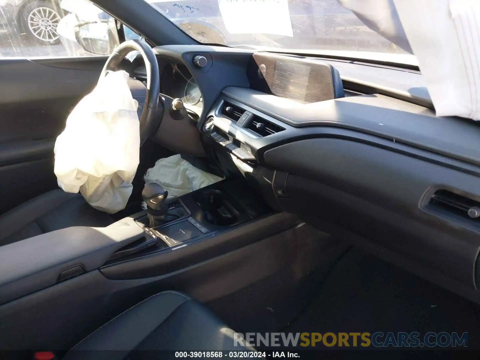 5 Photograph of a damaged car JTHX3JBH6M2039103 LEXUS UX 200 2021