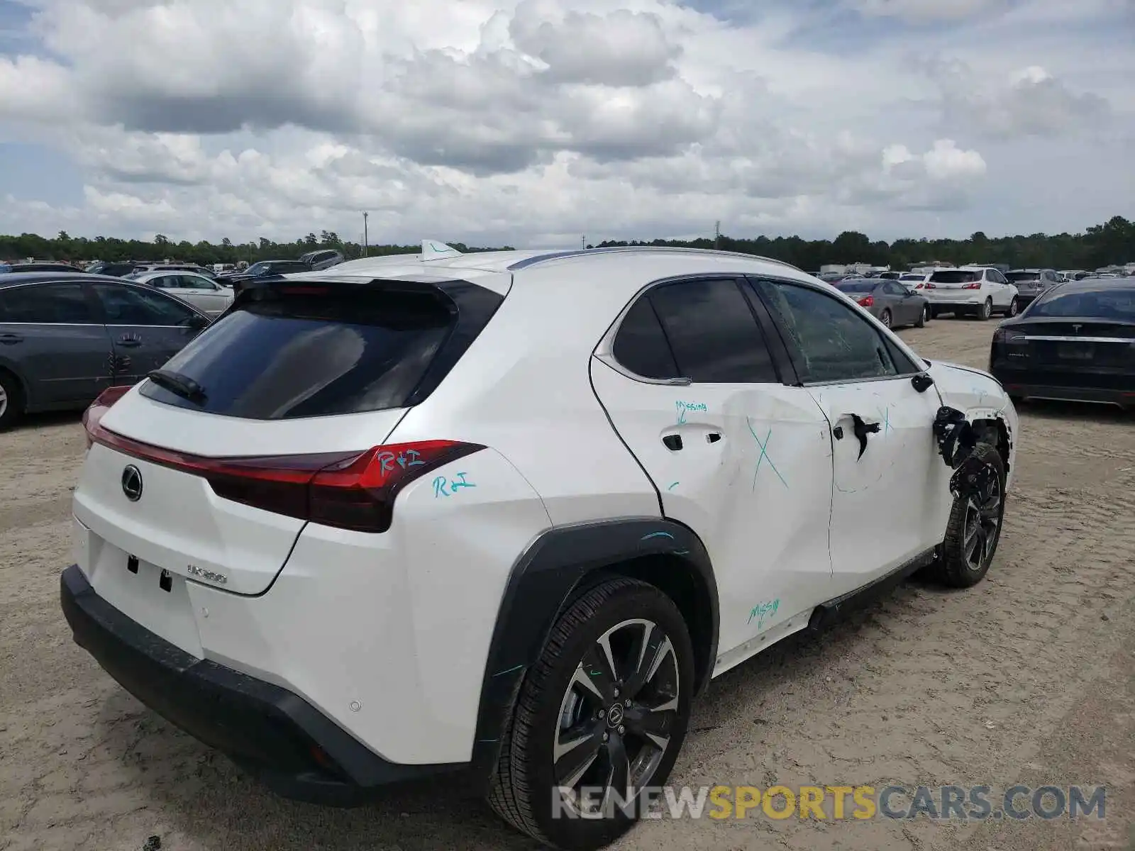 4 Фотография поврежденного автомобиля JTHX3JBH7M2039000 LEXUS UX 200 2021