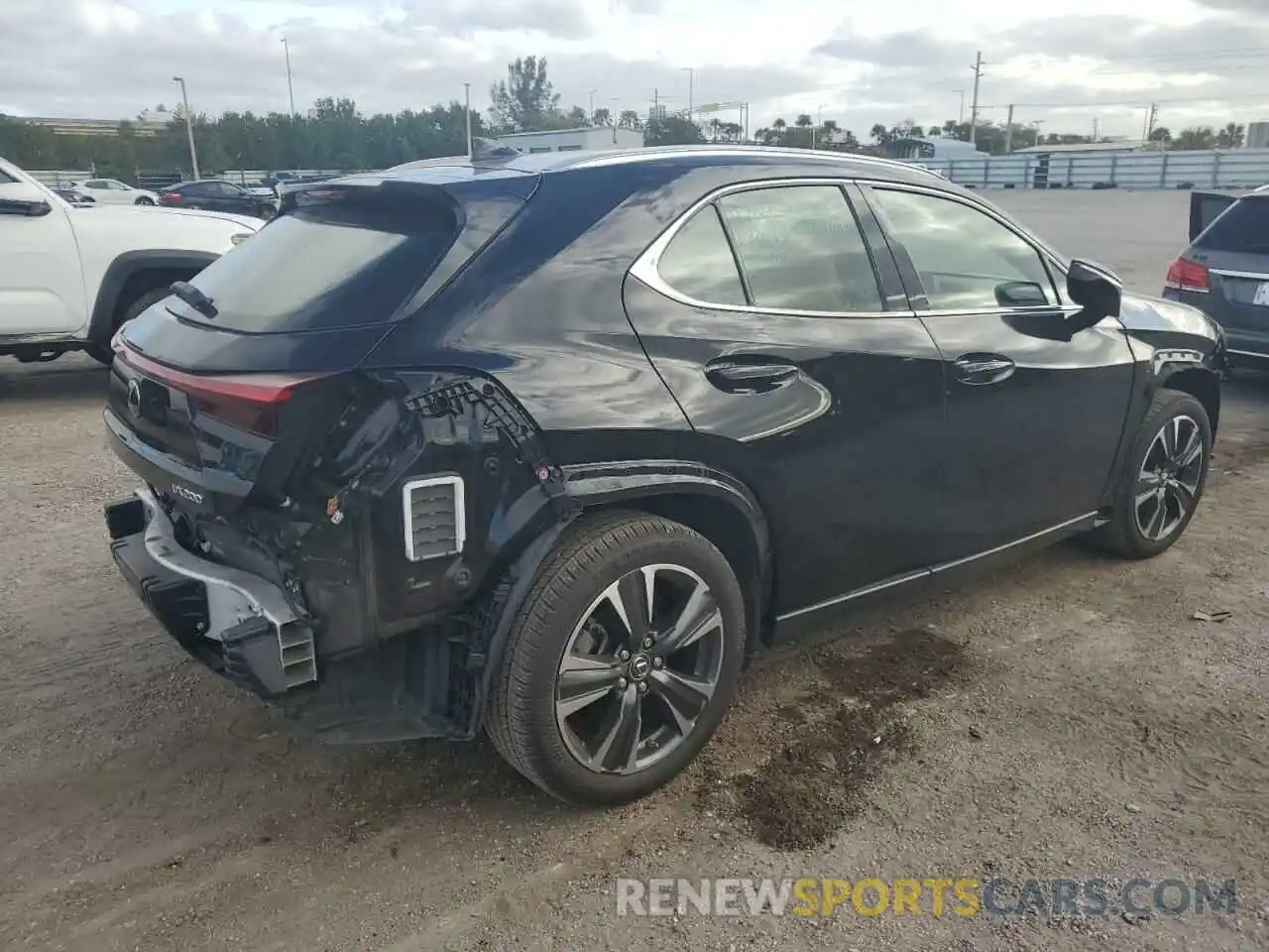 3 Фотография поврежденного автомобиля JTHX3JBH9M2037703 LEXUS UX 200 2021