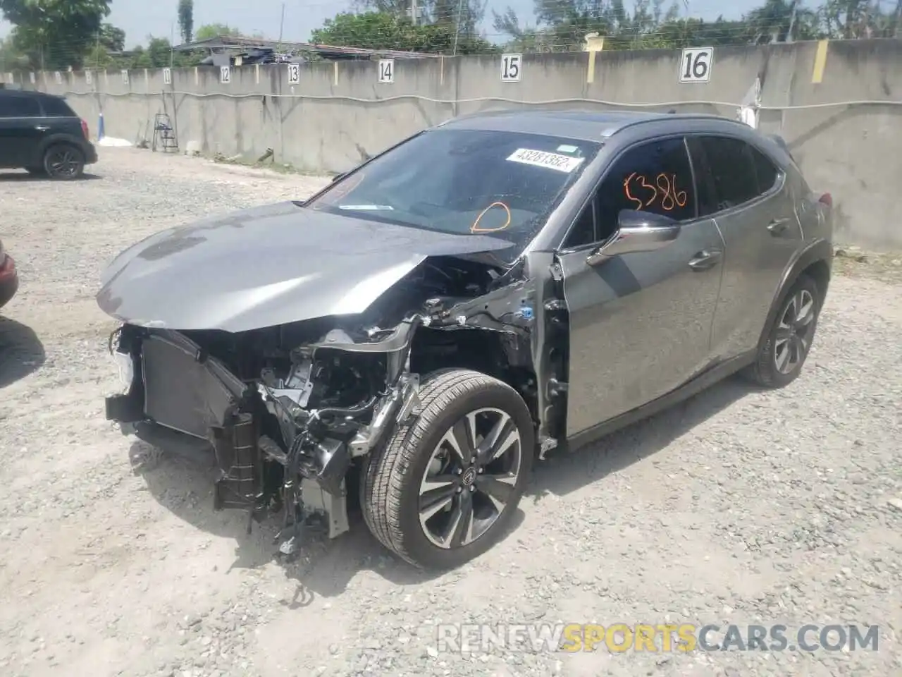 2 Фотография поврежденного автомобиля JTHX3JBH0N2046744 LEXUS UX 200 BAS 2022