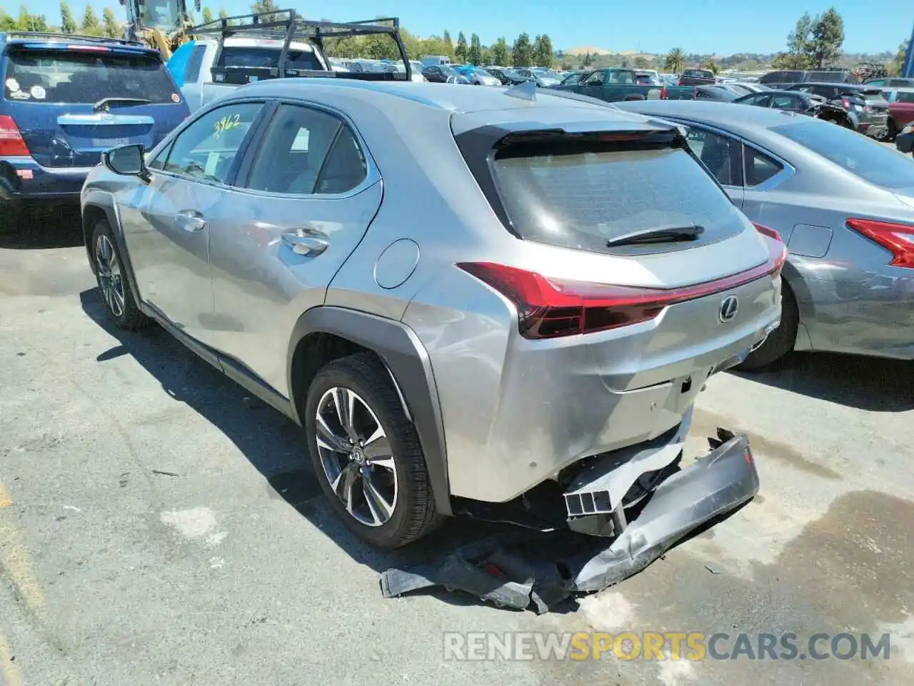 3 Фотография поврежденного автомобиля JTHX3JBH7N2048278 LEXUS UX 200 BAS 2022