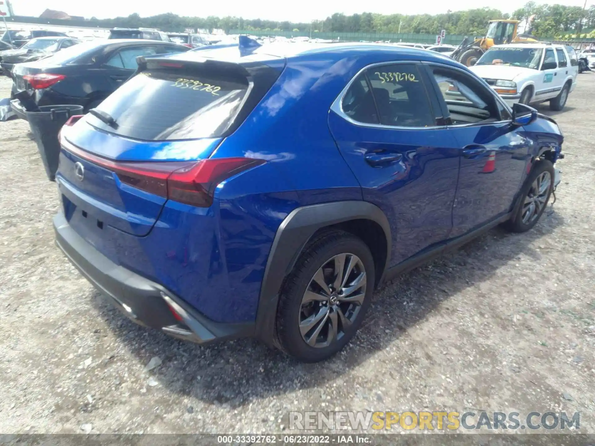 4 Фотография поврежденного автомобиля JTHU9JBH0K2013725 LEXUS UX 2019