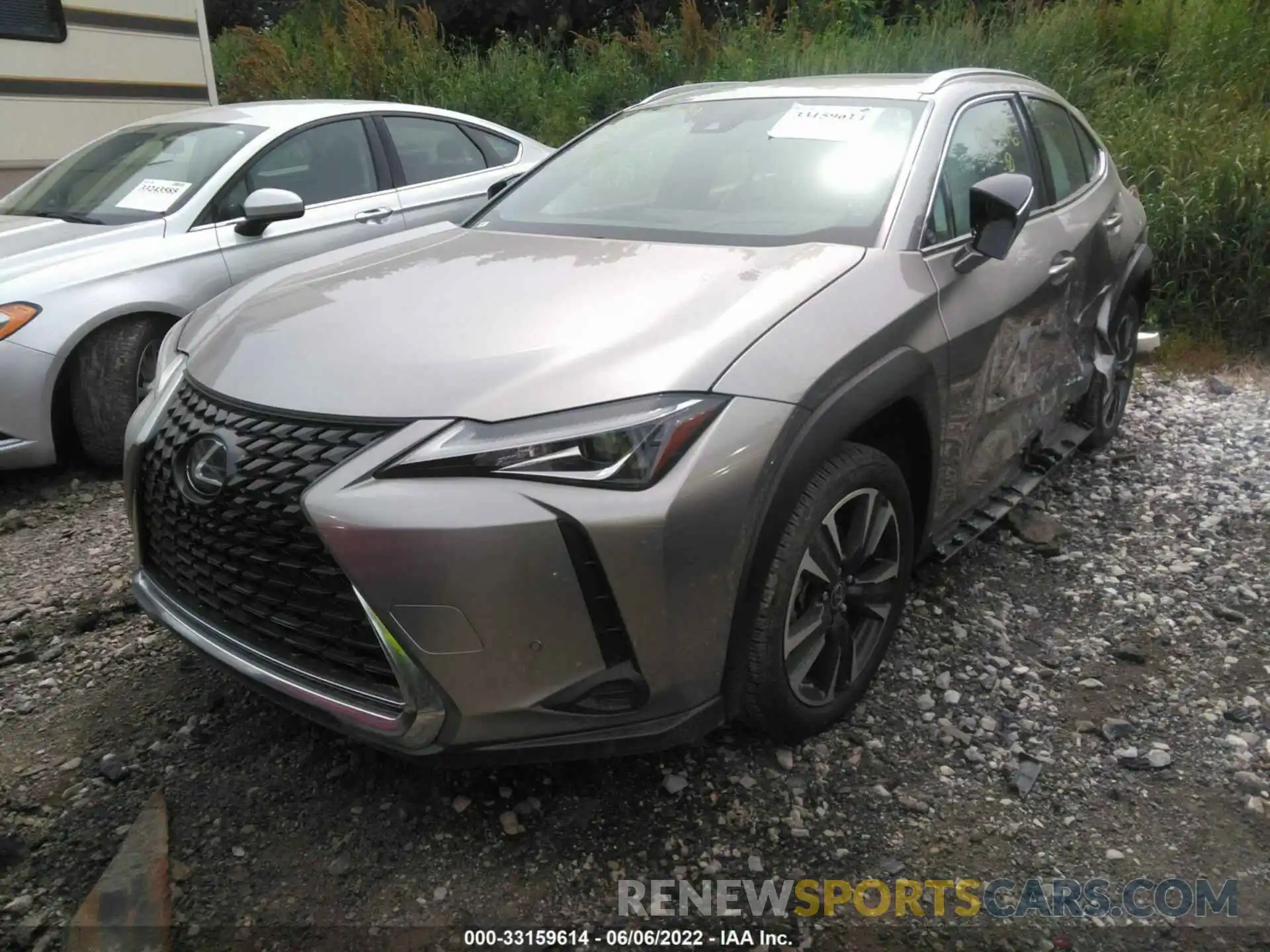 2 Фотография поврежденного автомобиля JTHU9JBH0K2014146 LEXUS UX 2019