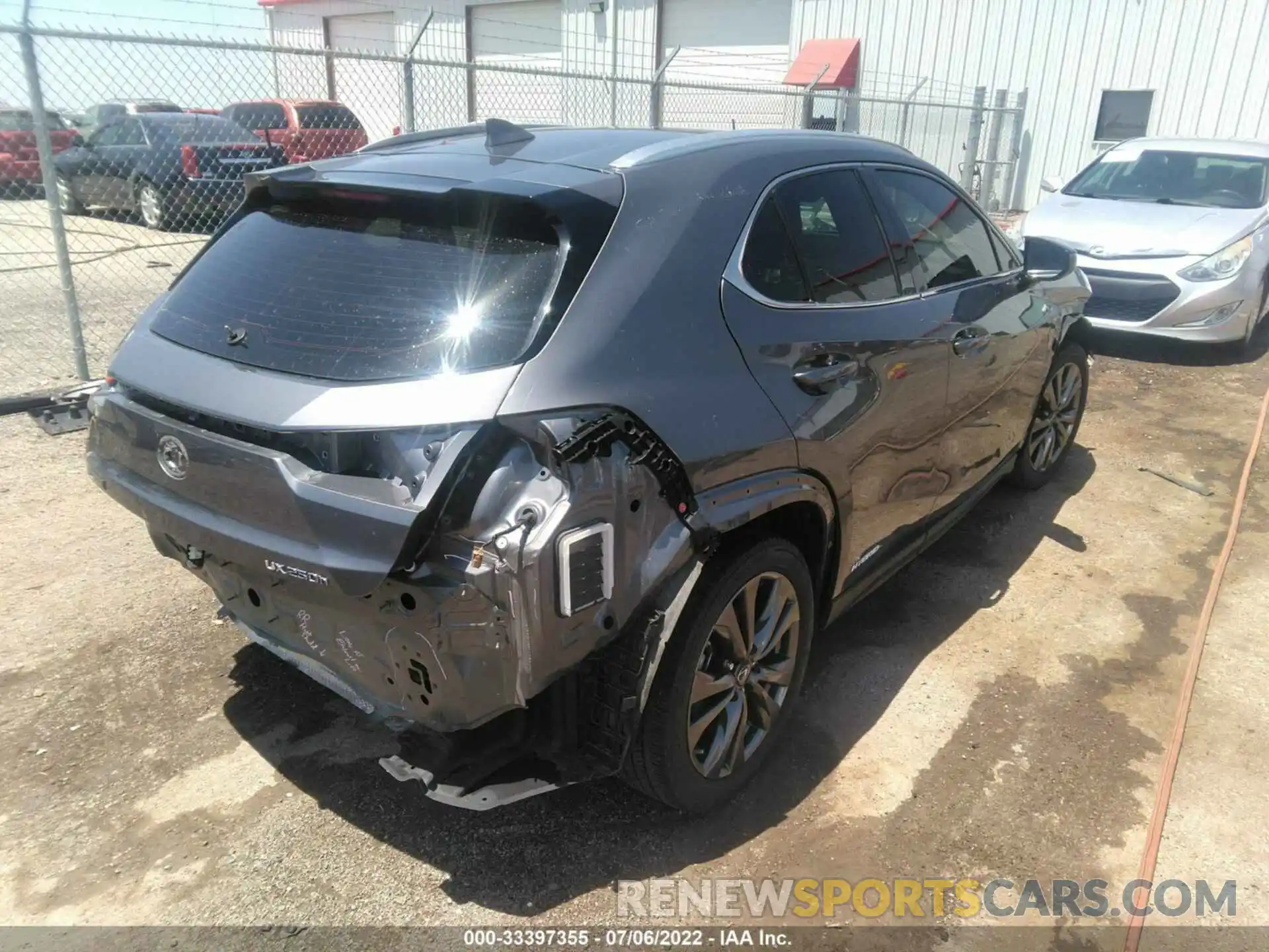 4 Фотография поврежденного автомобиля JTHU9JBH1K2009246 LEXUS UX 2019