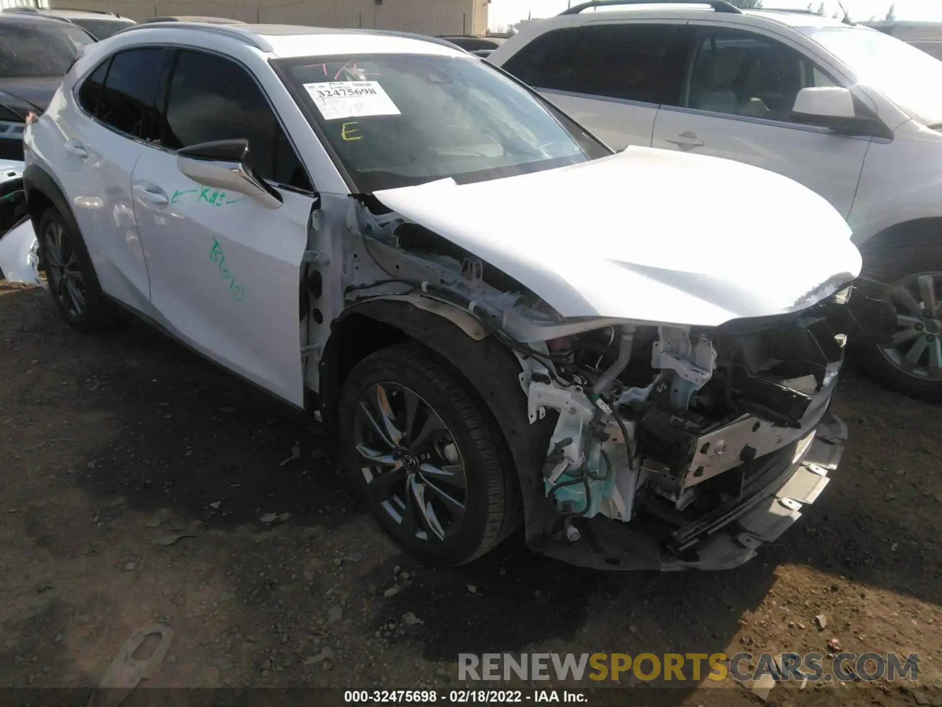 1 Photograph of a damaged car JTHU9JBH1K2019386 LEXUS UX 2019