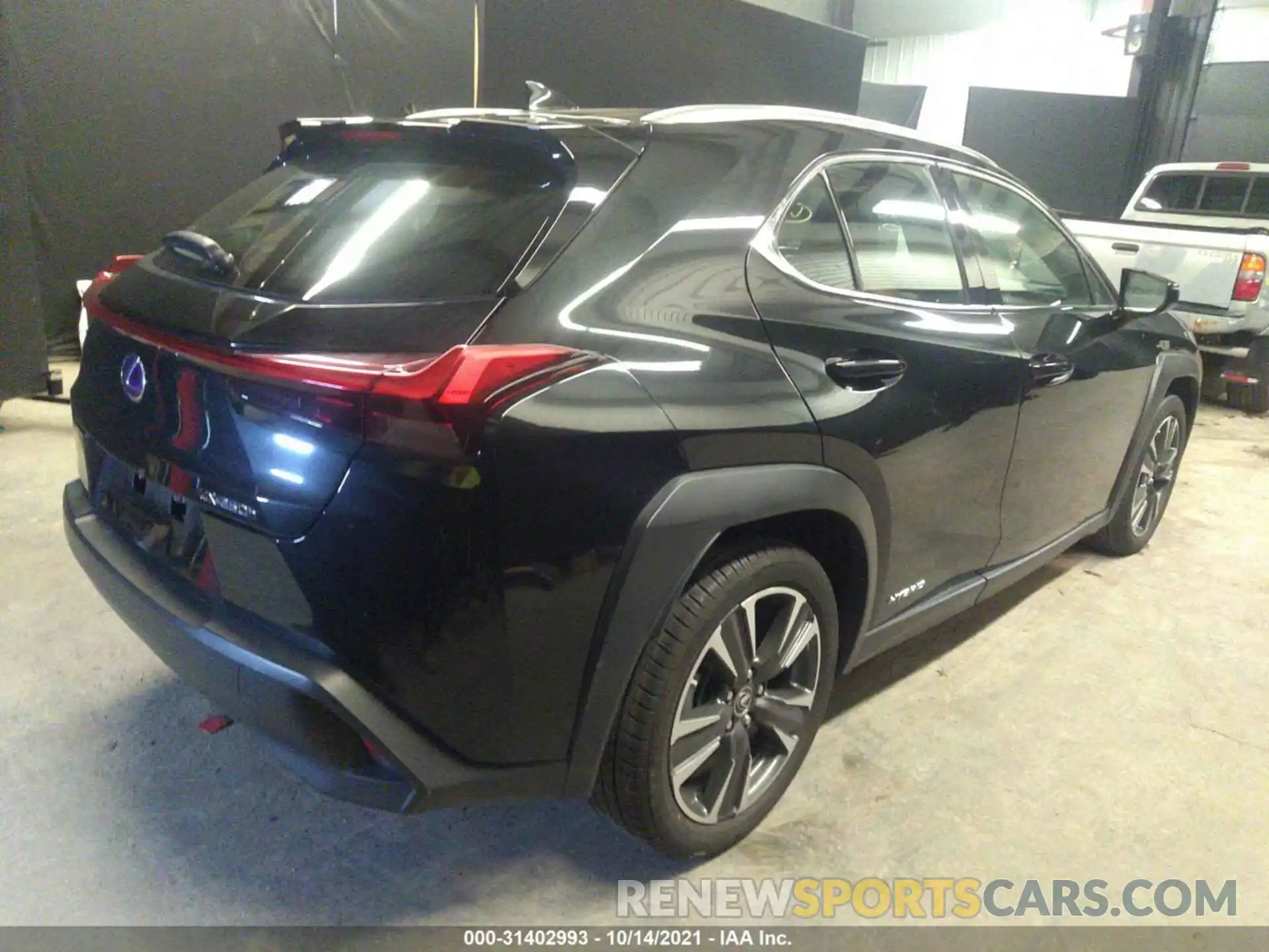 4 Фотография поврежденного автомобиля JTHU9JBH2K2007134 LEXUS UX 2019