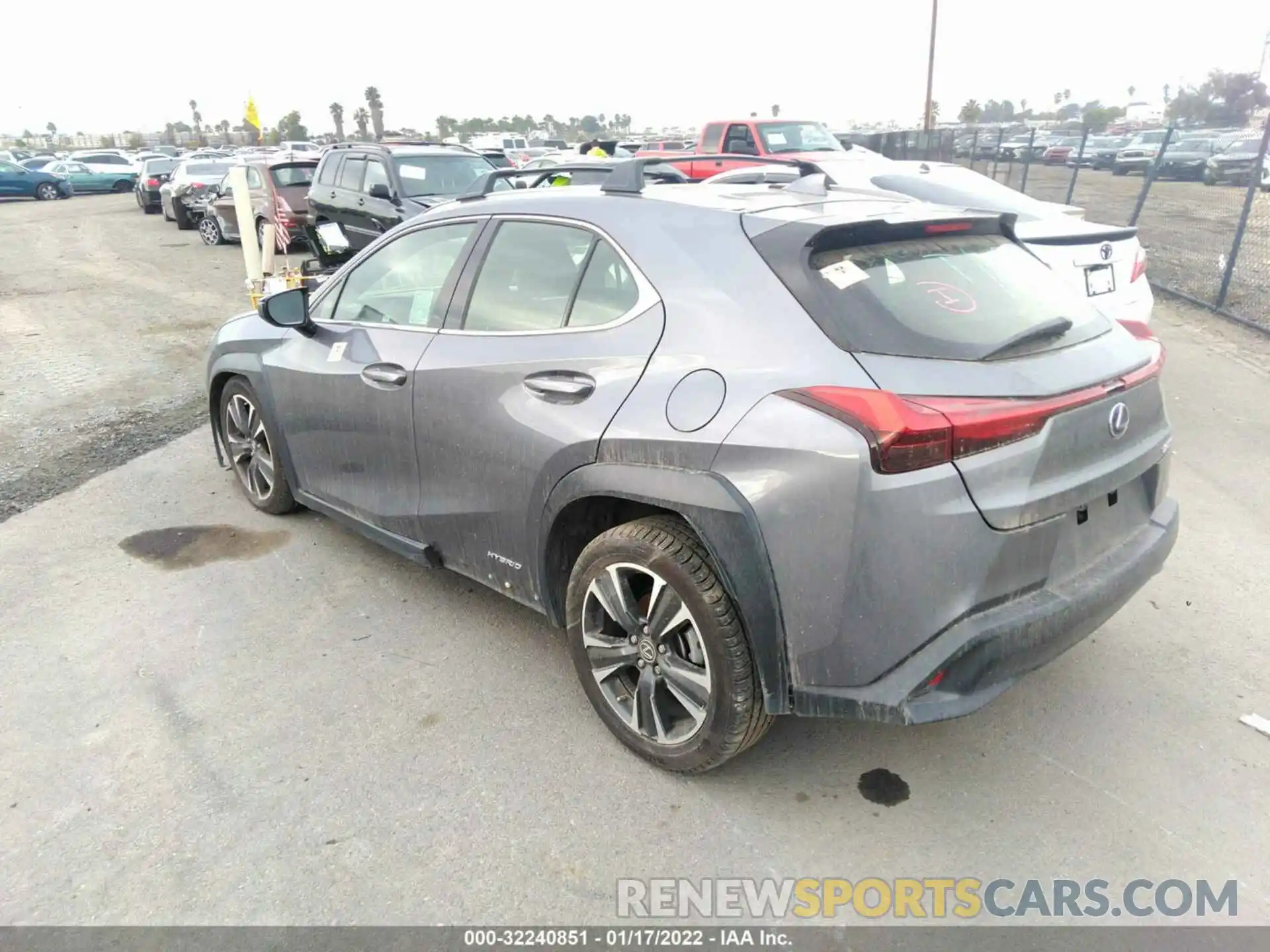 3 Photograph of a damaged car JTHU9JBH2K2018456 LEXUS UX 2019