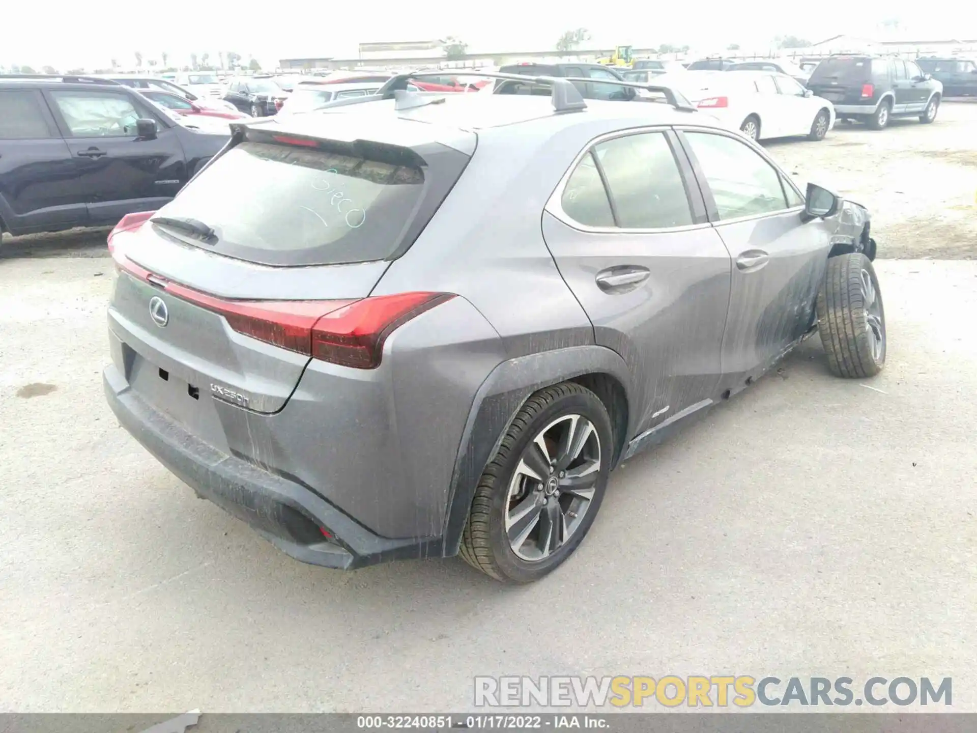 4 Фотография поврежденного автомобиля JTHU9JBH2K2018456 LEXUS UX 2019