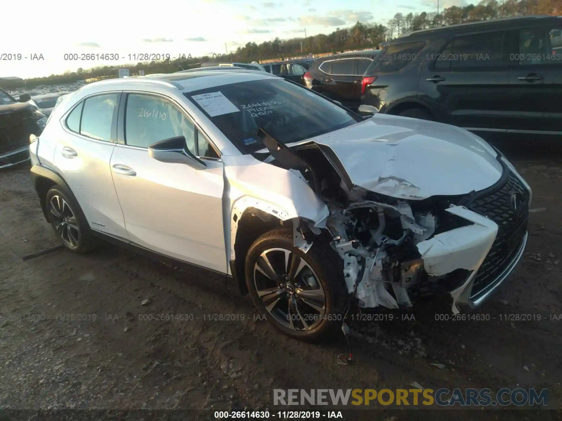 1 Photograph of a damaged car JTHU9JBH4K2012481 LEXUS UX 2019