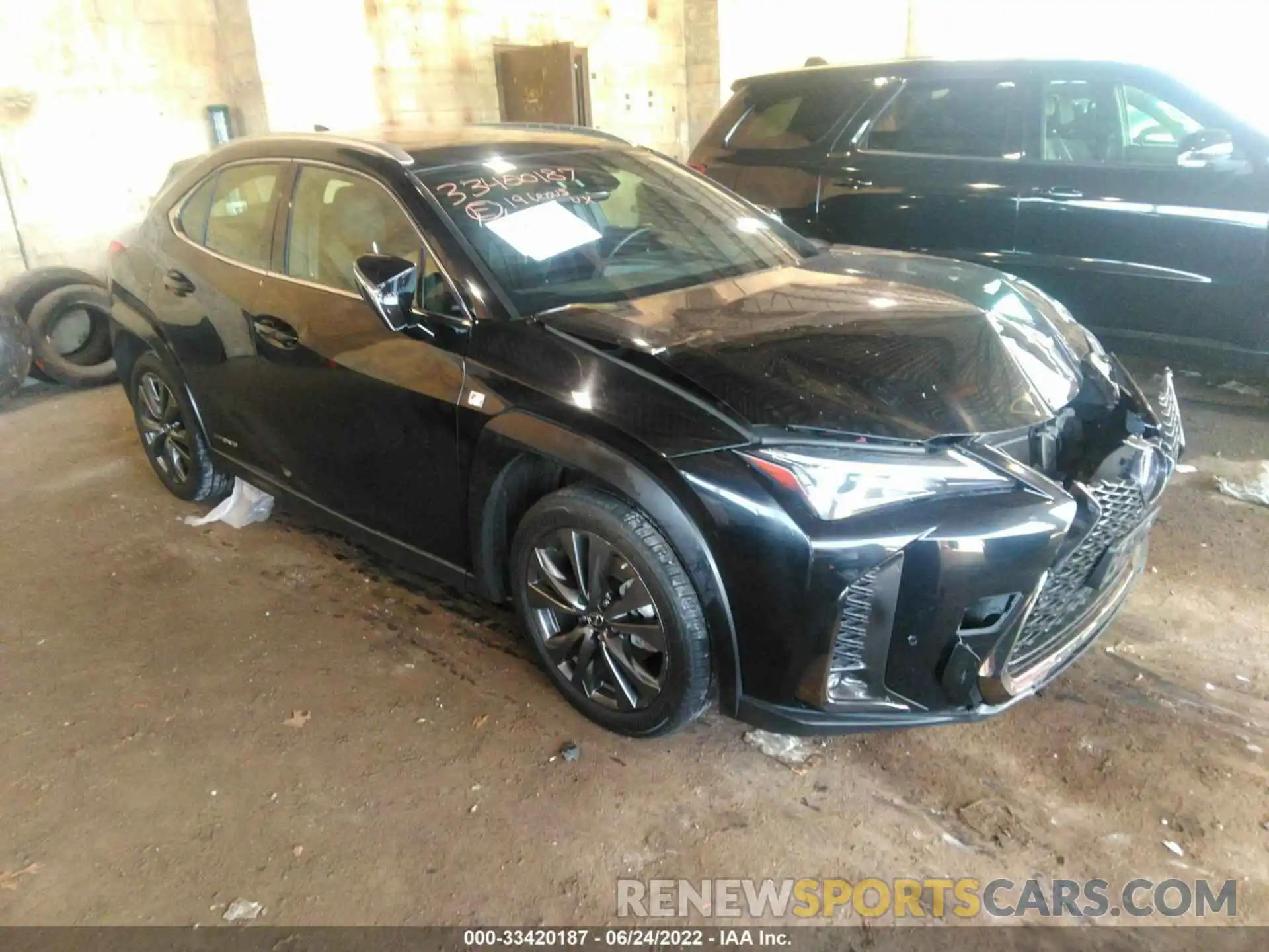 1 Фотография поврежденного автомобиля JTHU9JBH5K2002056 LEXUS UX 2019