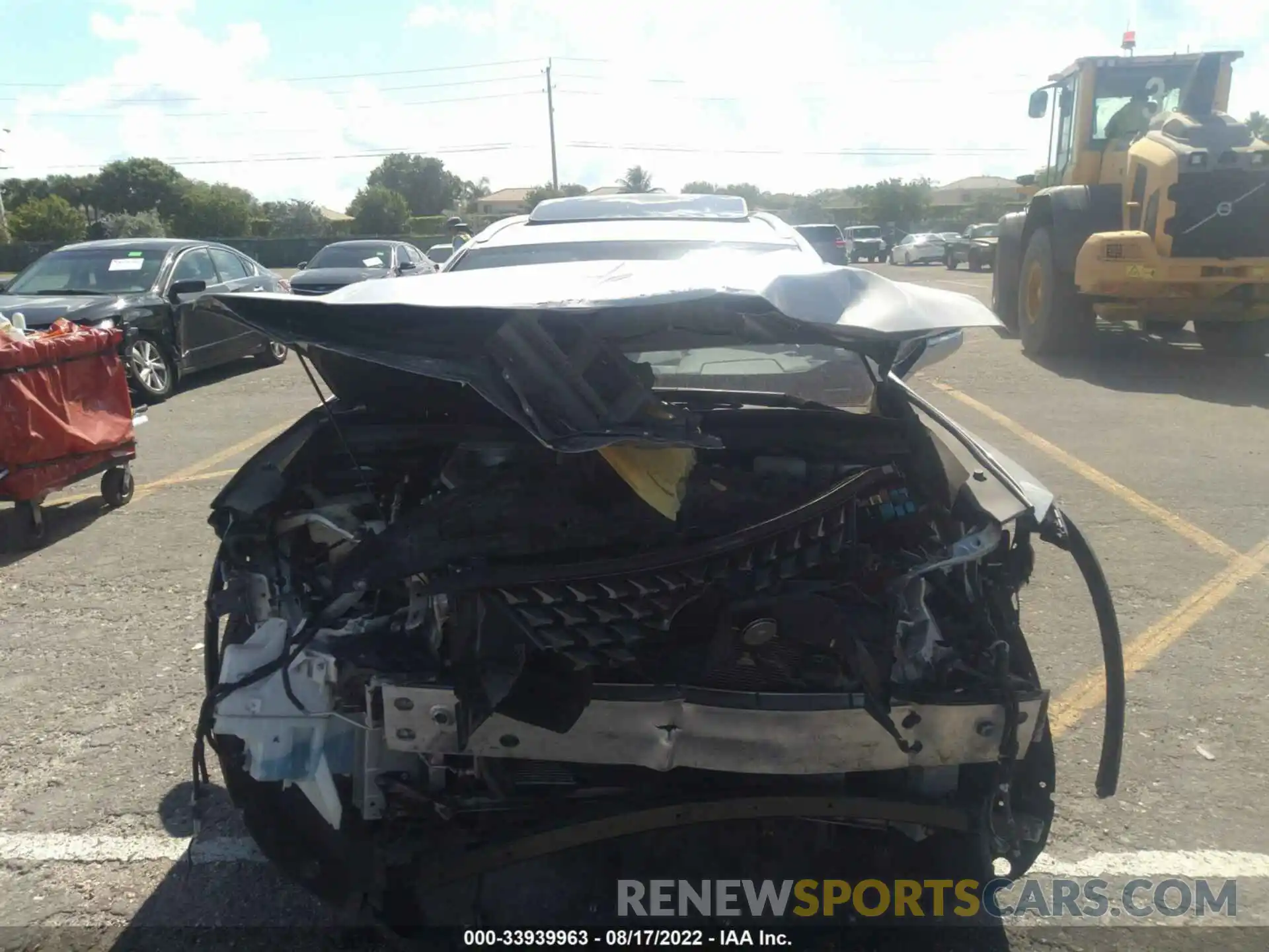 6 Photograph of a damaged car JTHU9JBH5K2006351 LEXUS UX 2019