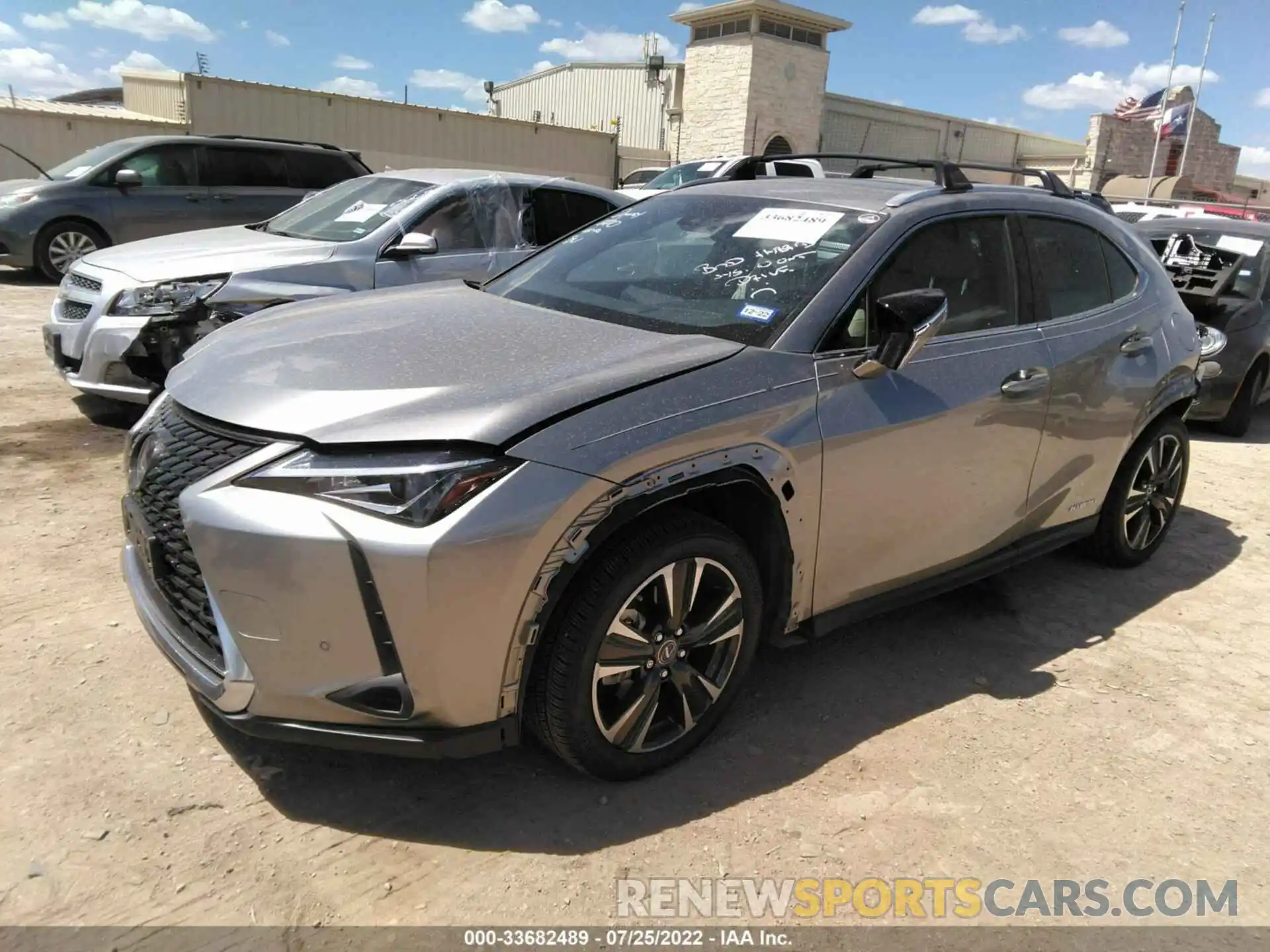 2 Photograph of a damaged car JTHU9JBH5K2019195 LEXUS UX 2019