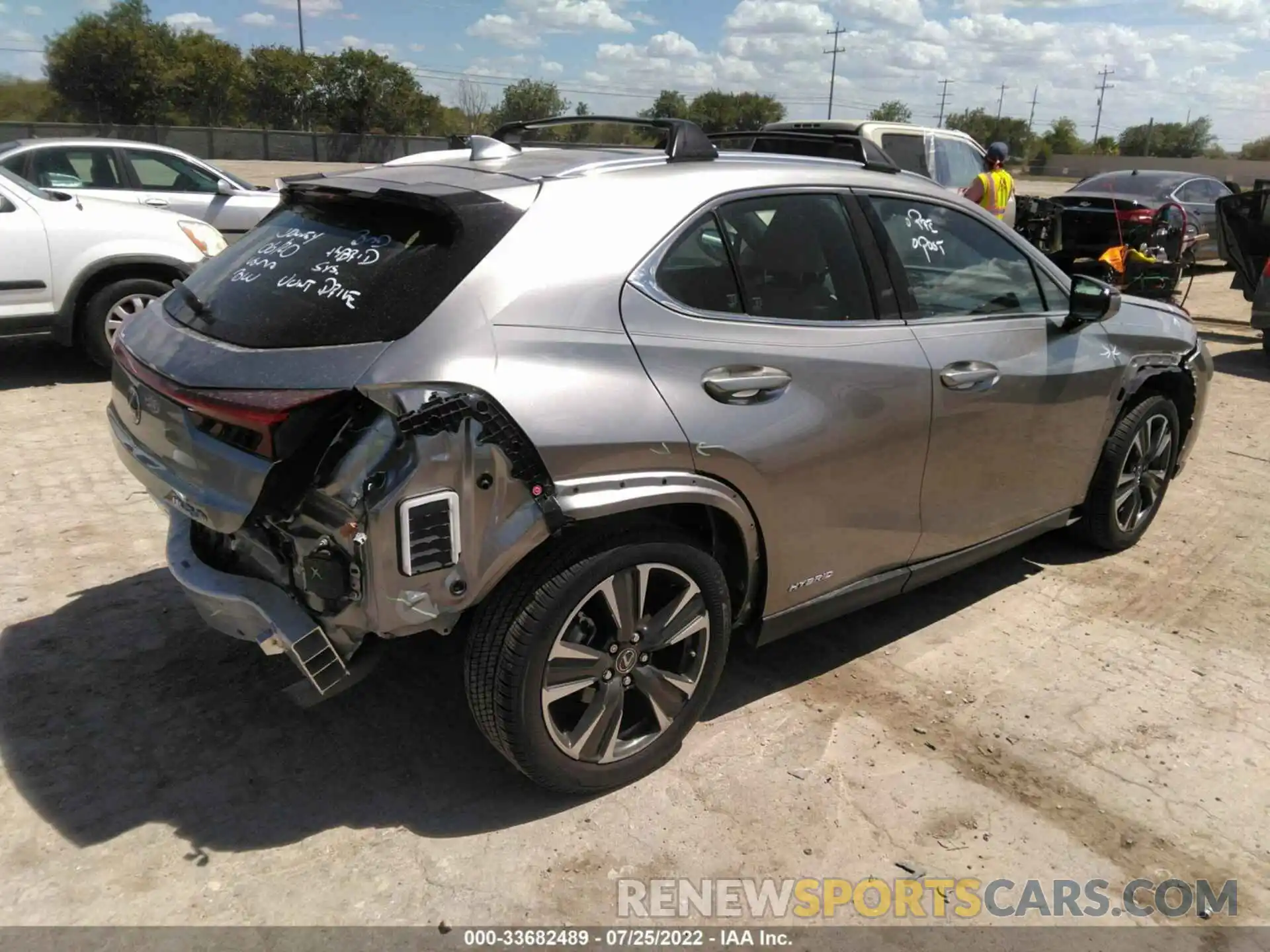 4 Photograph of a damaged car JTHU9JBH5K2019195 LEXUS UX 2019