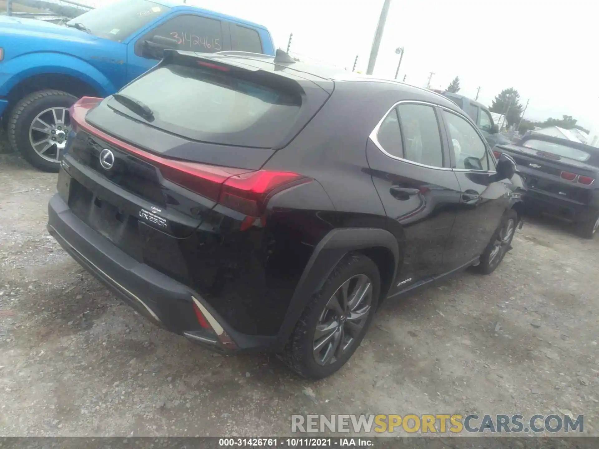 4 Photograph of a damaged car JTHU9JBH6K2018072 LEXUS UX 2019