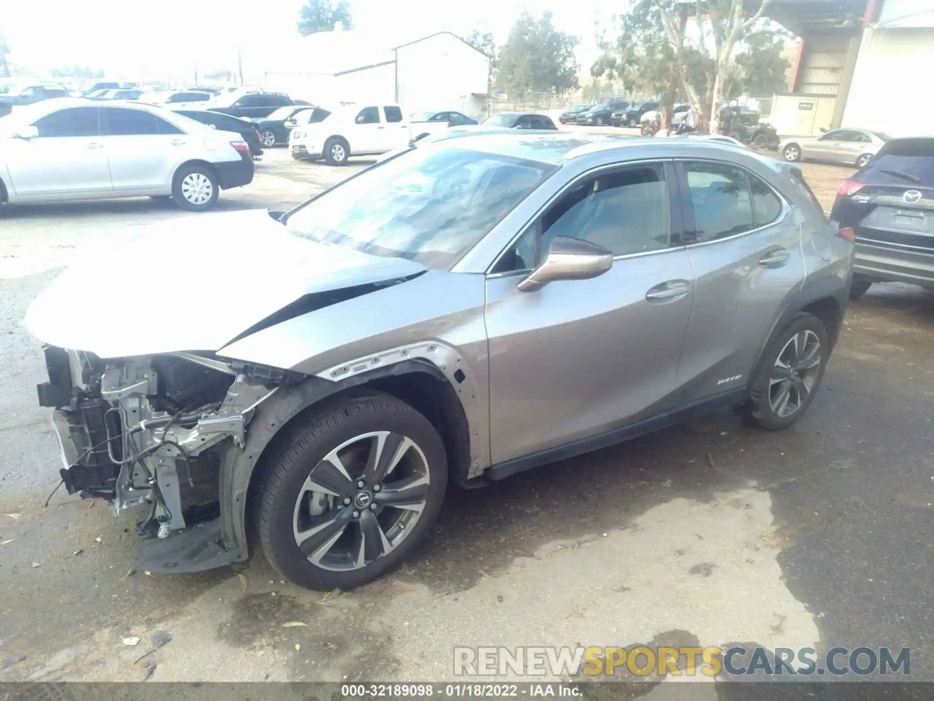 2 Фотография поврежденного автомобиля JTHU9JBH8K2007218 LEXUS UX 2019