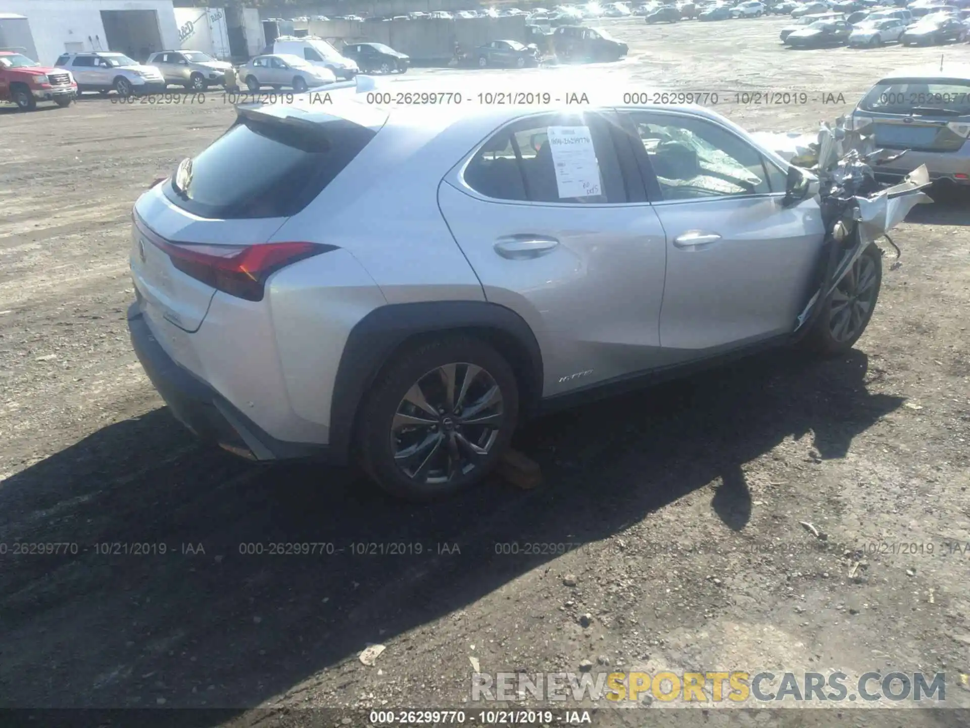 4 Фотография поврежденного автомобиля JTHU9JBH9K2002996 LEXUS UX 2019