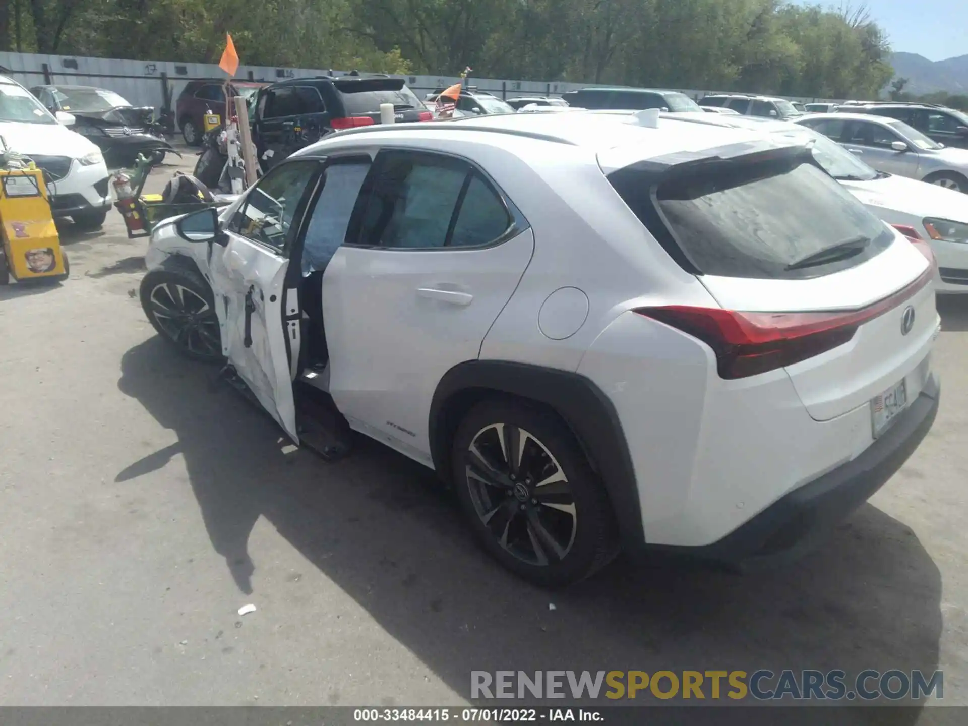 3 Photograph of a damaged car JTHU9JBH9K2010564 LEXUS UX 2019