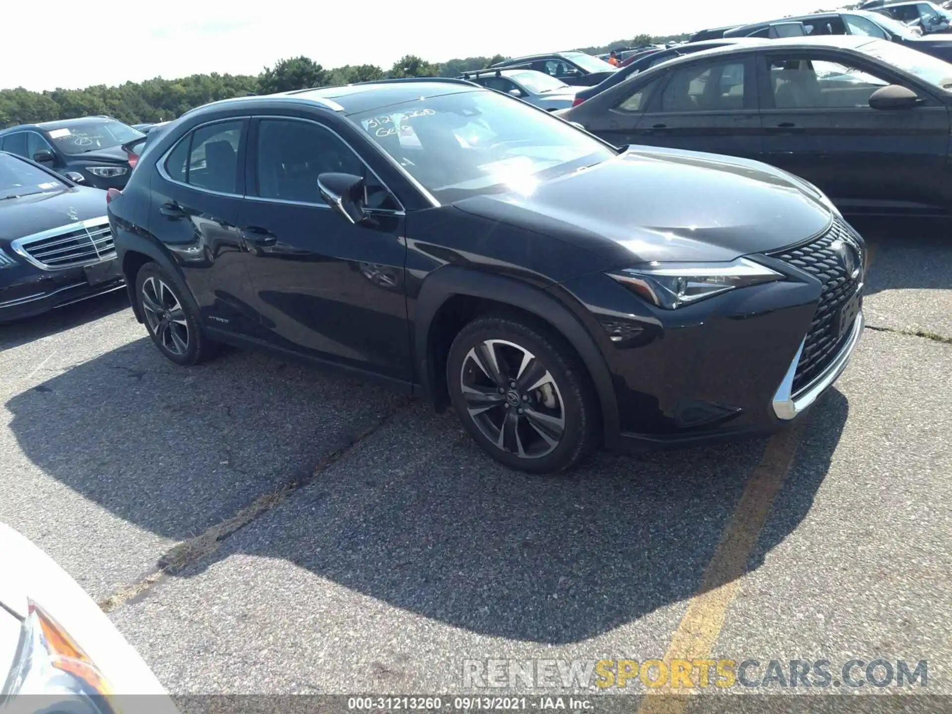 1 Photograph of a damaged car JTHU9JBH9K2017904 LEXUS UX 2019