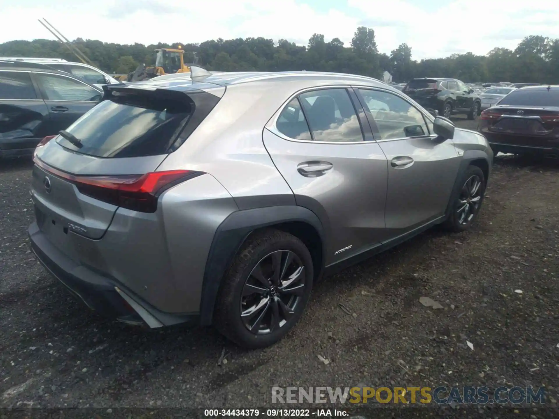 4 Photograph of a damaged car JTHU9JBHXK2002974 LEXUS UX 2019